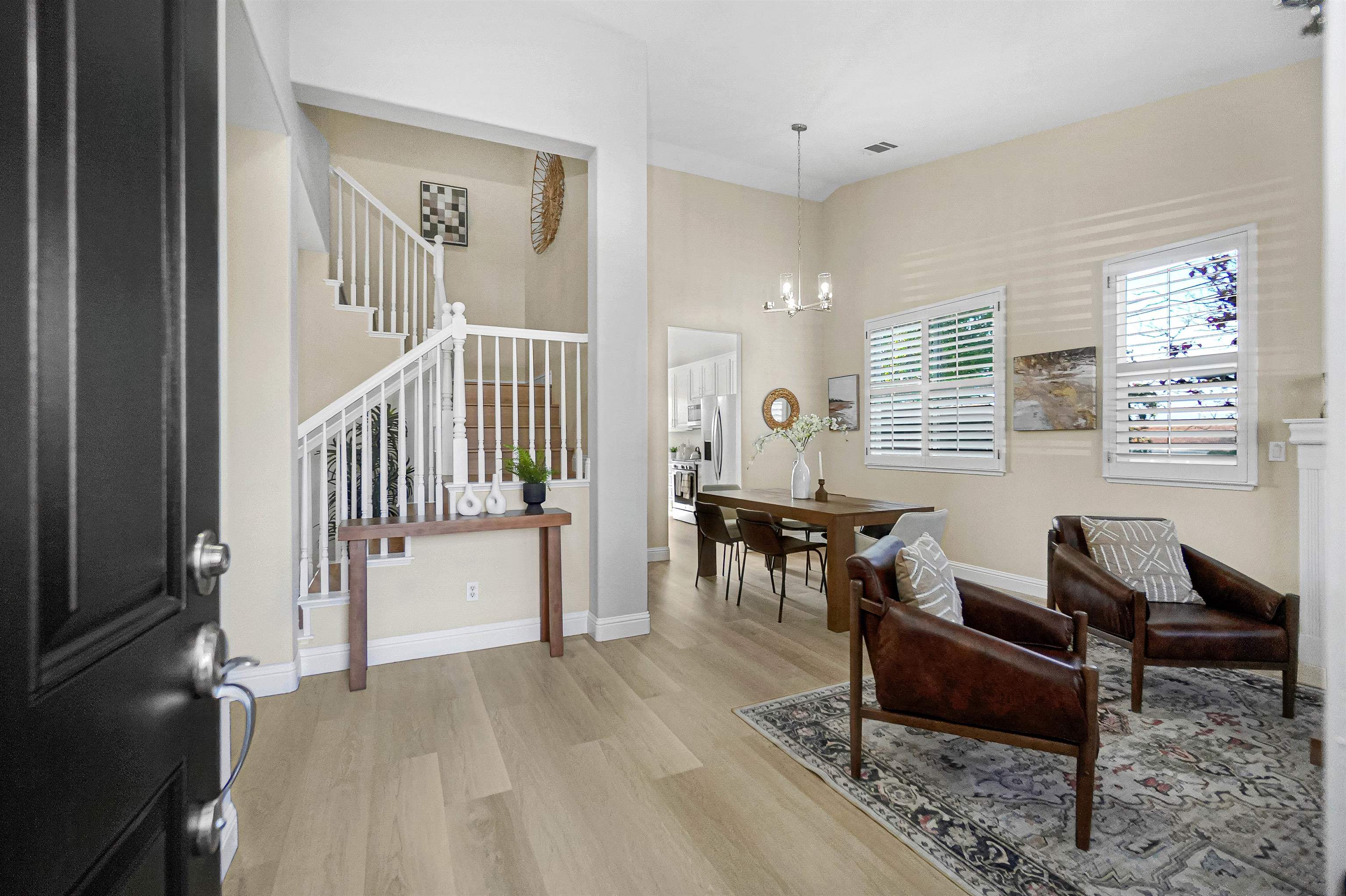 Detail Gallery Image 4 of 60 For 4905 Apricot Ct, Castro Valley,  CA 94546 - 4 Beds | 3 Baths