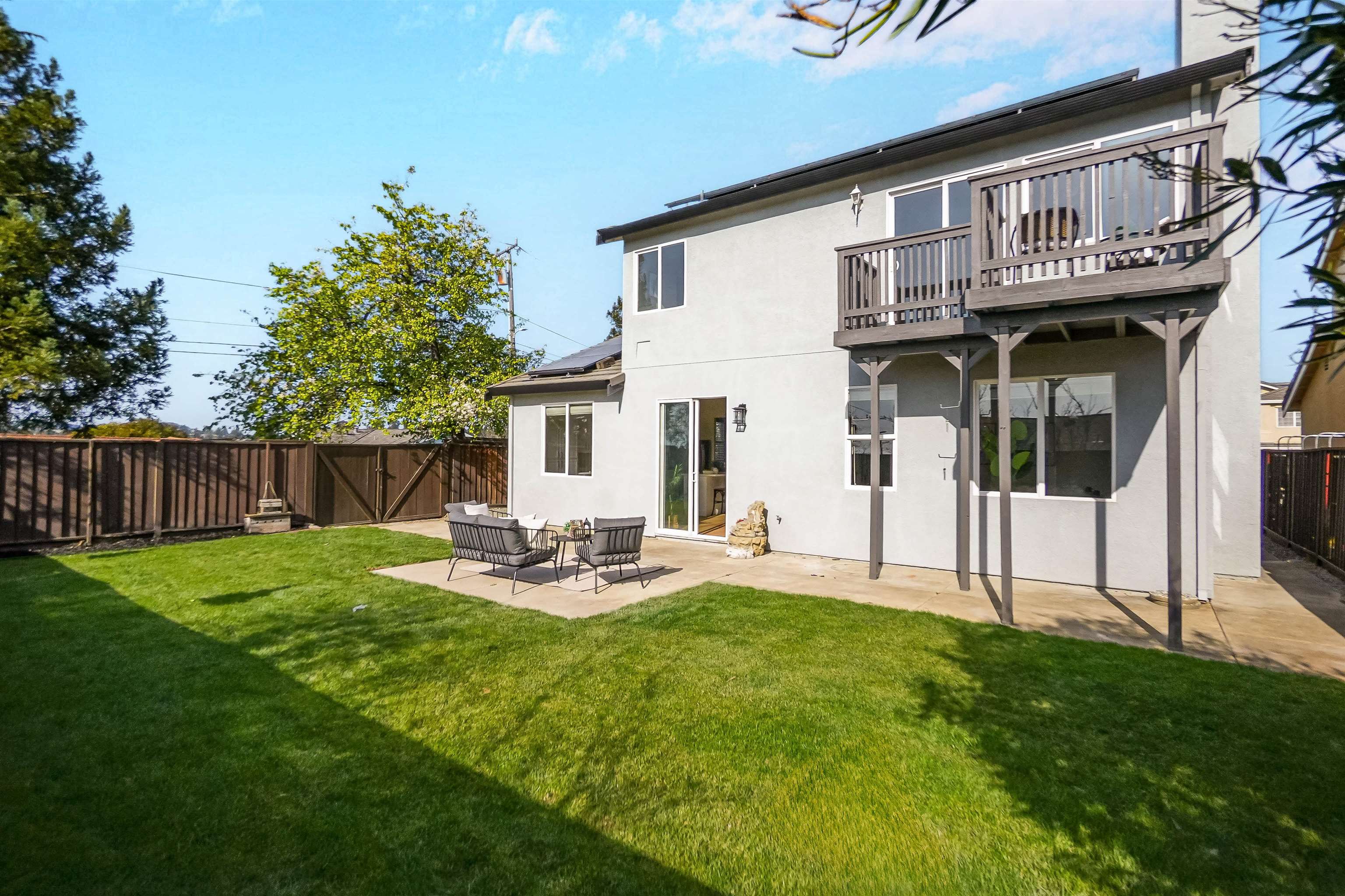 Detail Gallery Image 52 of 60 For 4905 Apricot Ct, Castro Valley,  CA 94546 - 4 Beds | 3 Baths