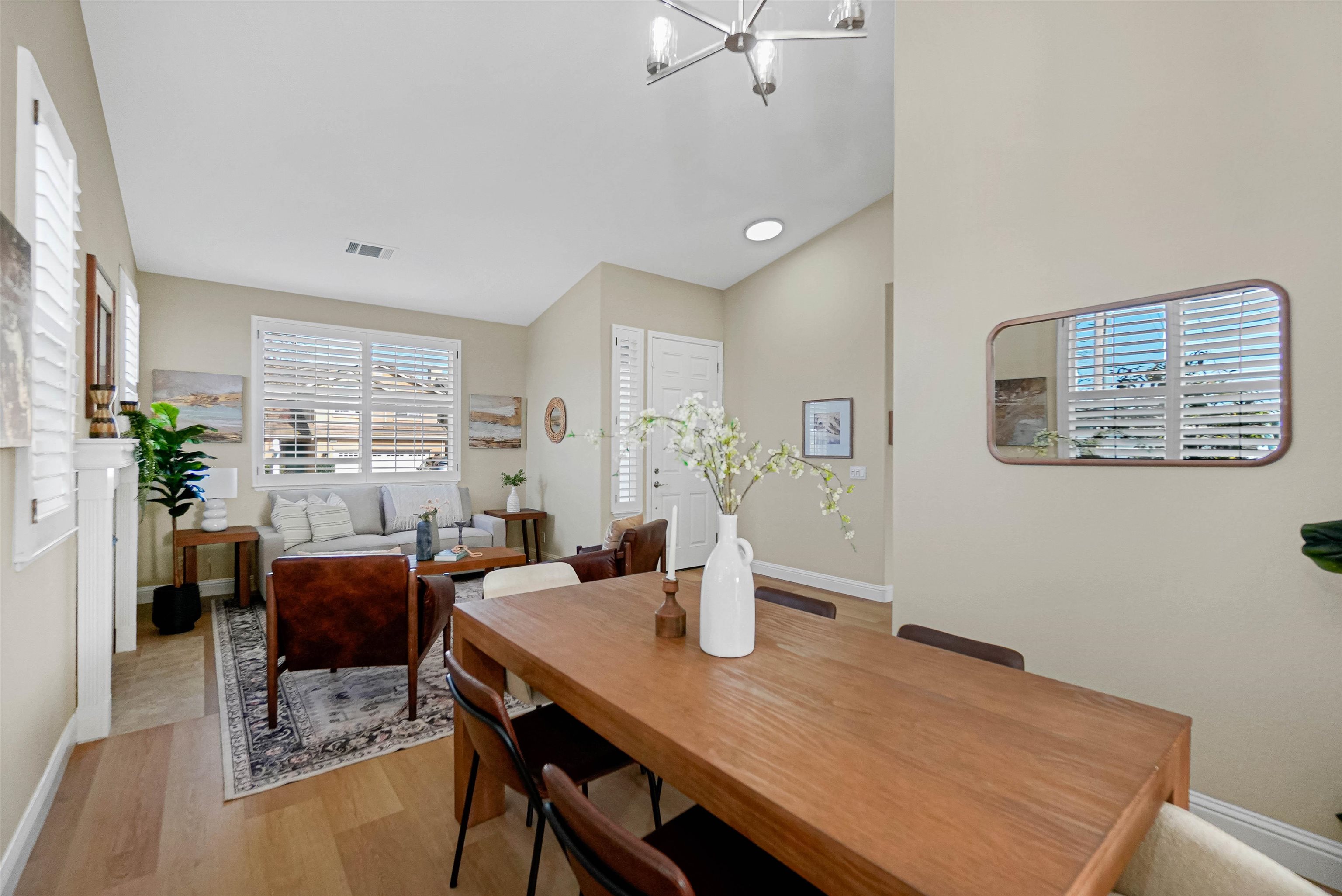 Detail Gallery Image 7 of 60 For 4905 Apricot Ct, Castro Valley,  CA 94546 - 4 Beds | 3 Baths