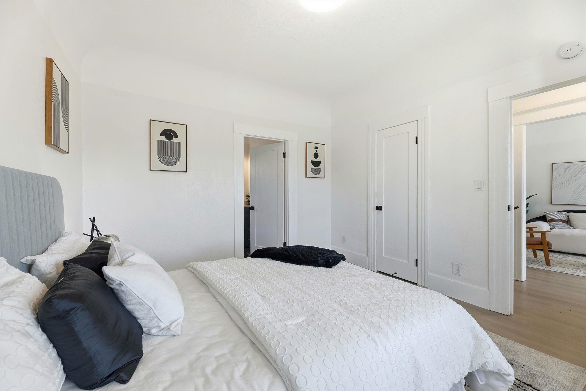 Detail Gallery Image 12 of 34 For 1834 8th St, Alameda,  CA 94501 - 2 Beds | 2 Baths