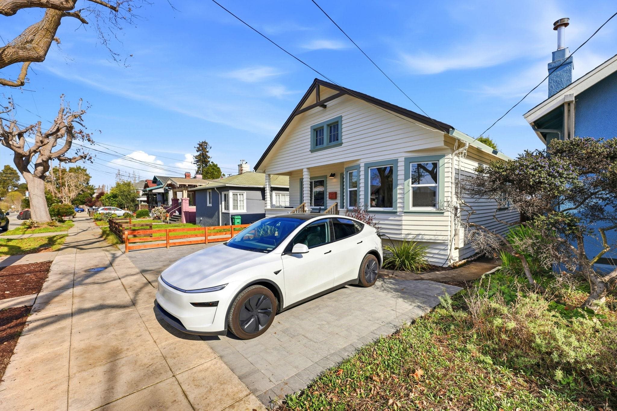 Detail Gallery Image 28 of 34 For 1834 8th St, Alameda,  CA 94501 - 2 Beds | 2 Baths