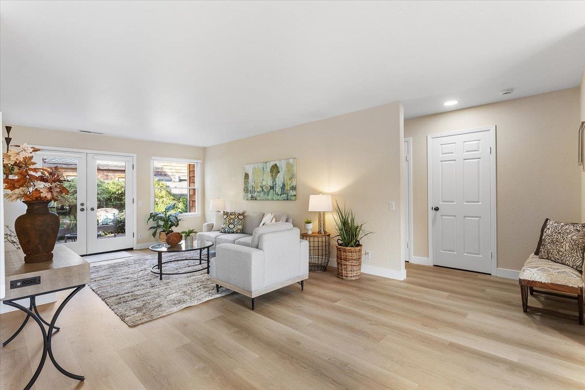 Photo #9: 41122477 Listing: Photo #9