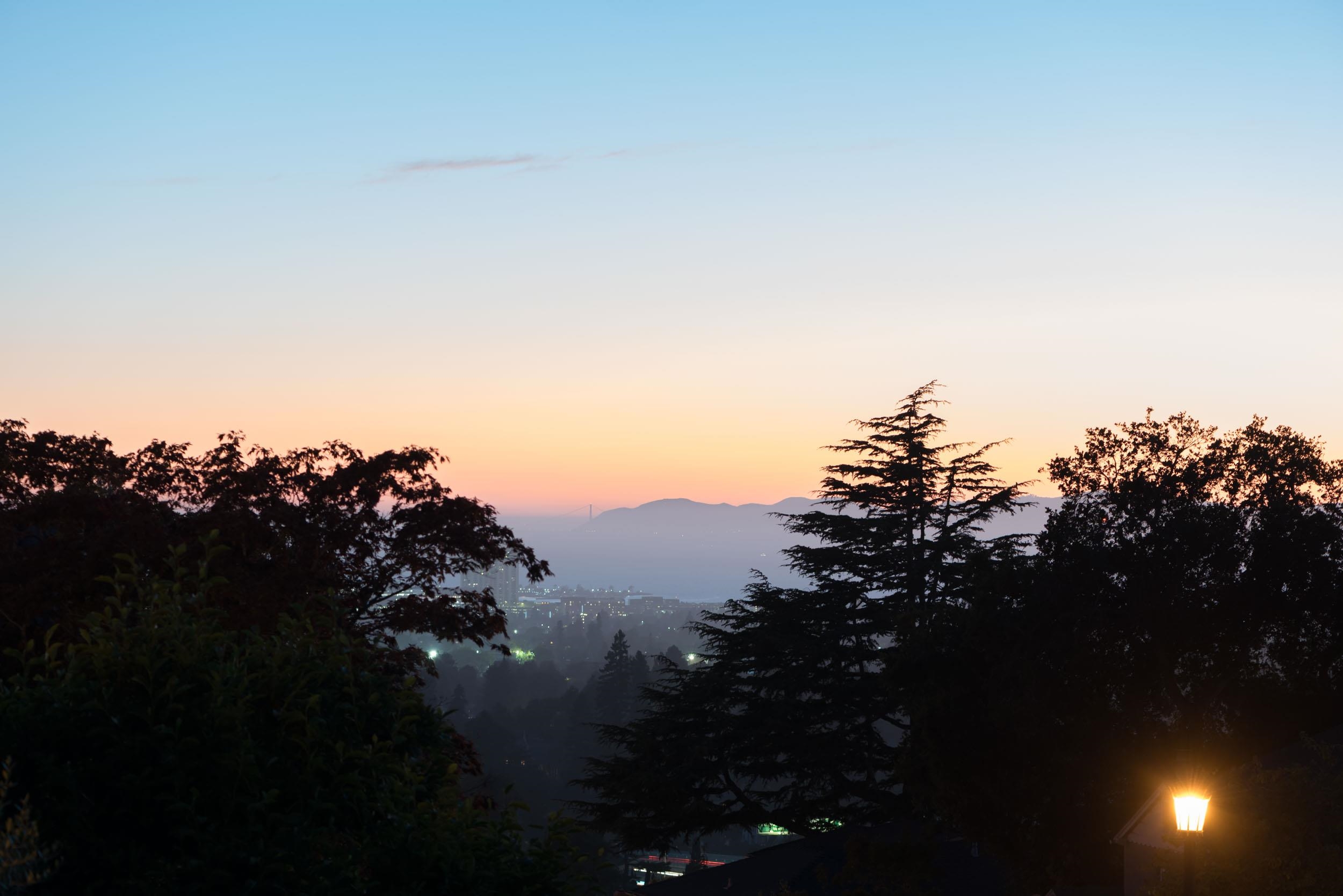 Detail Gallery Image 25 of 29 For 5668 Buena Vista Ave, Oakland,  CA 94618 - 3 Beds | 2/1 Baths