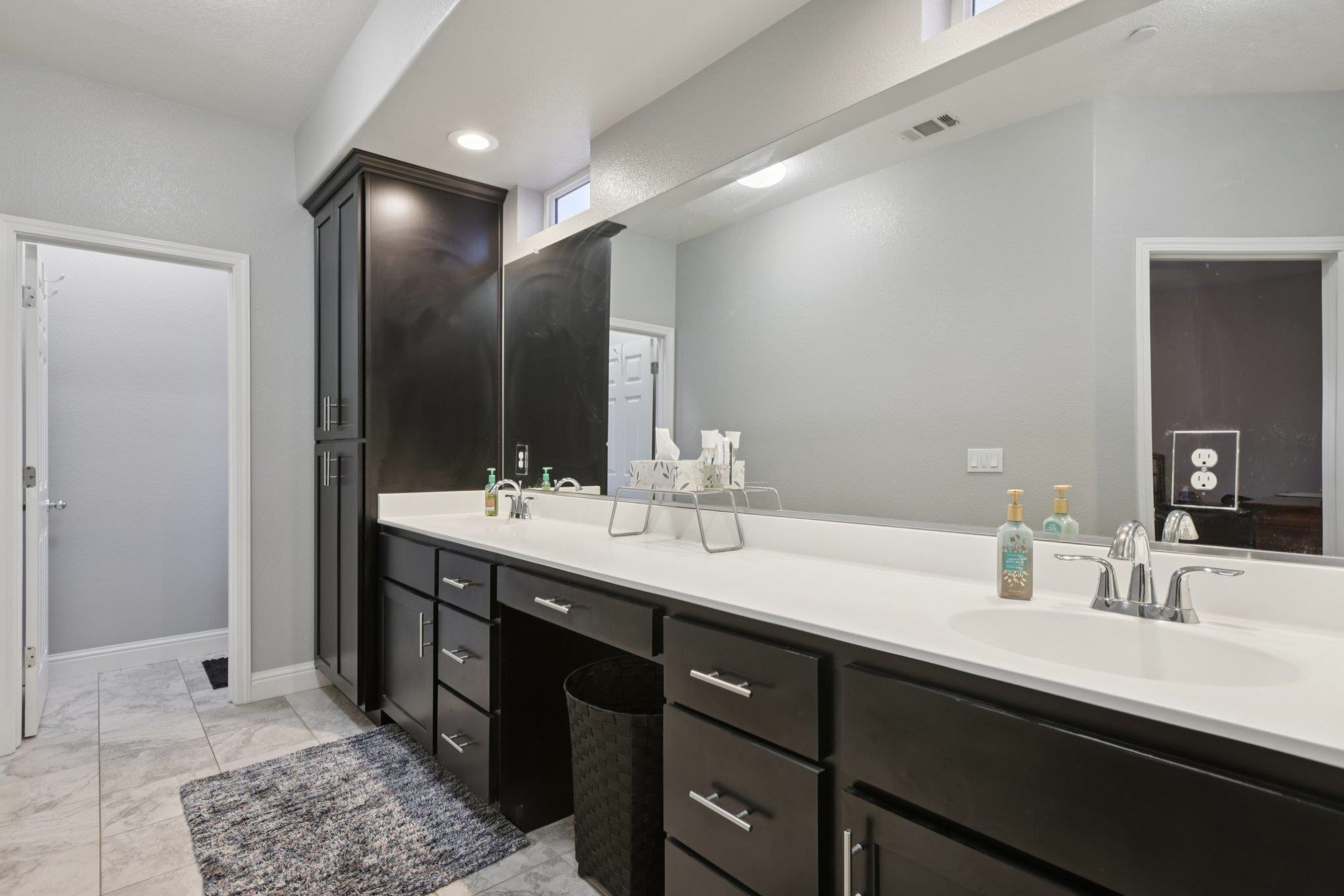 Detail Gallery Image 30 of 45 For 2519 Ava Julianna Way, Manteca,  CA 95337 - 4 Beds | 2/1 Baths