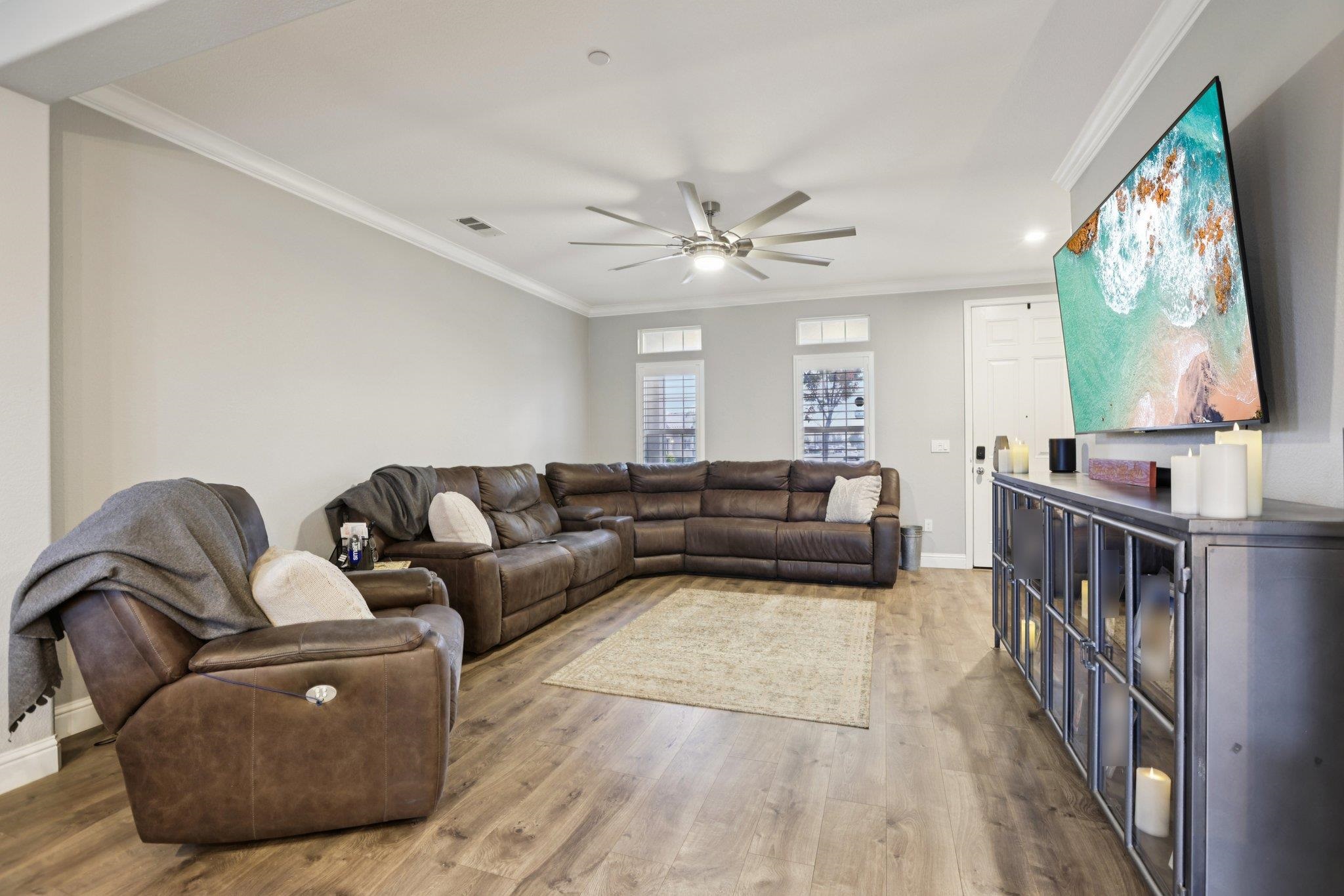 Detail Gallery Image 5 of 45 For 2519 Ava Julianna Way, Manteca,  CA 95337 - 4 Beds | 2/1 Baths