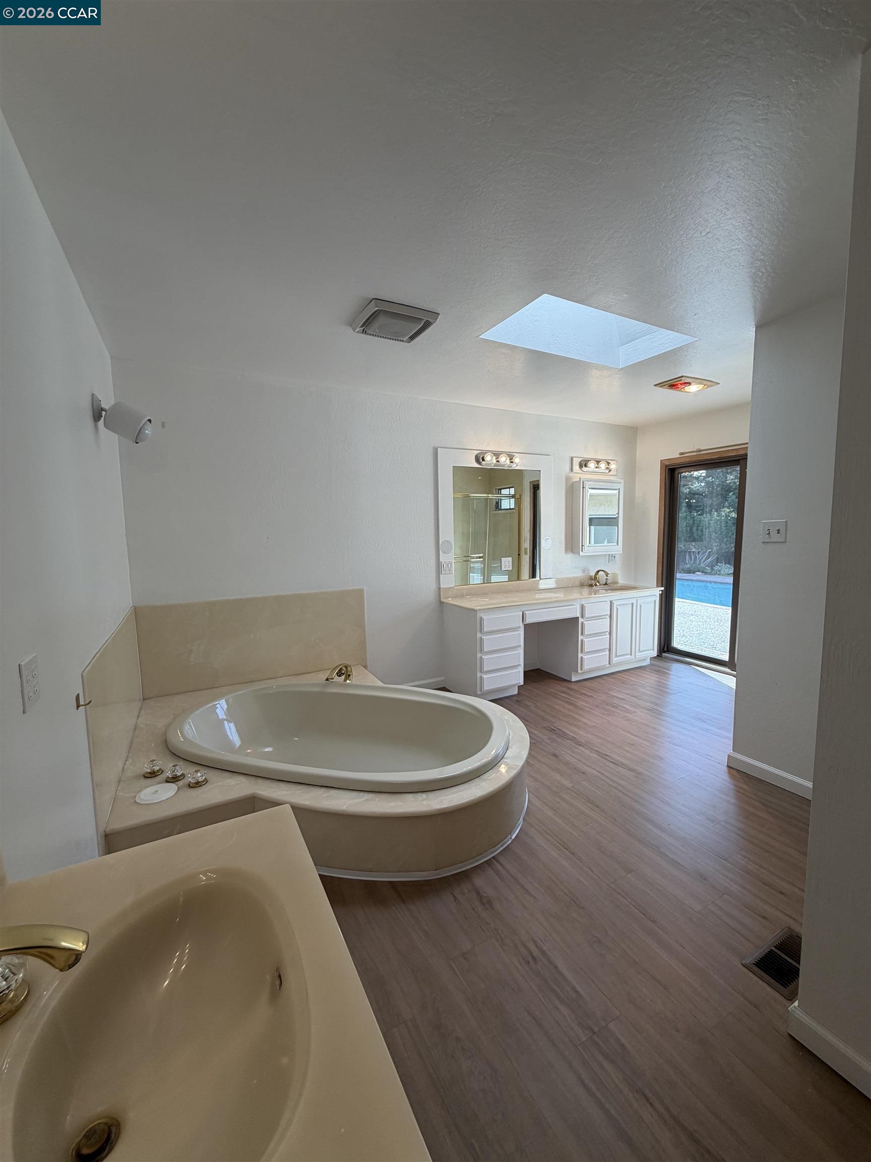 Detail Gallery Image 19 of 27 For 2994 Roundhill Rd, Alamo,  CA 94507 - 4 Beds | 3 Baths