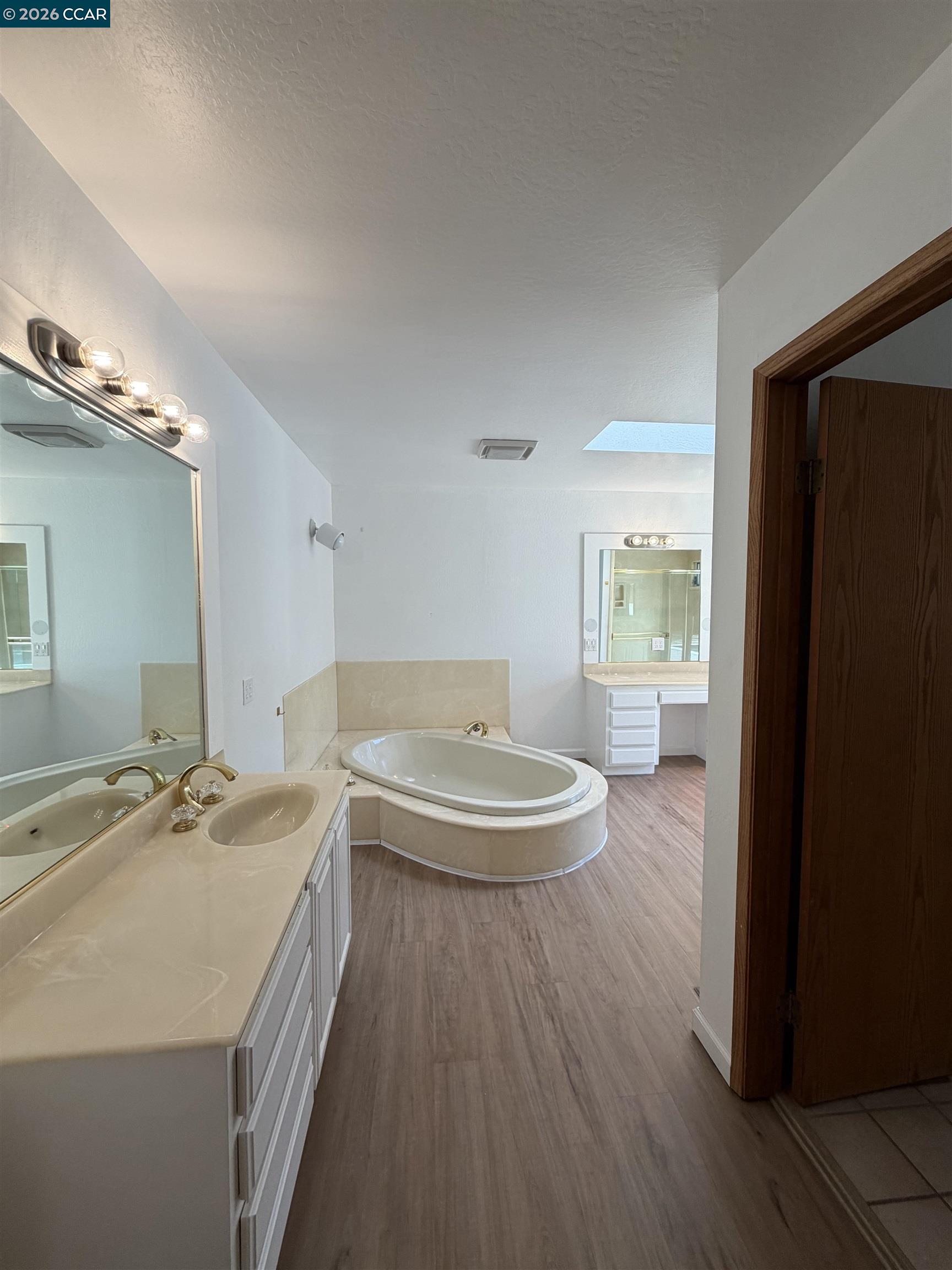 Detail Gallery Image 20 of 27 For 2994 Roundhill Rd, Alamo,  CA 94507 - 4 Beds | 3 Baths