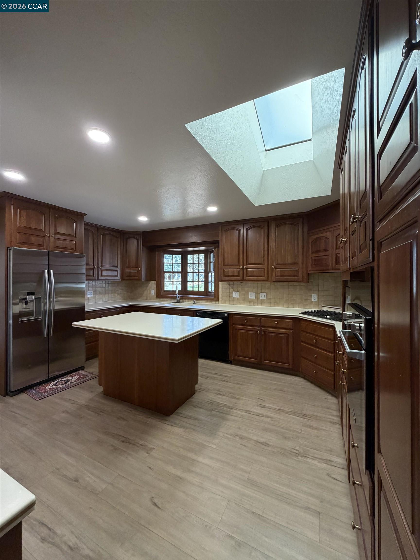 Detail Gallery Image 8 of 27 For 2994 Roundhill Rd, Alamo,  CA 94507 - 4 Beds | 3 Baths