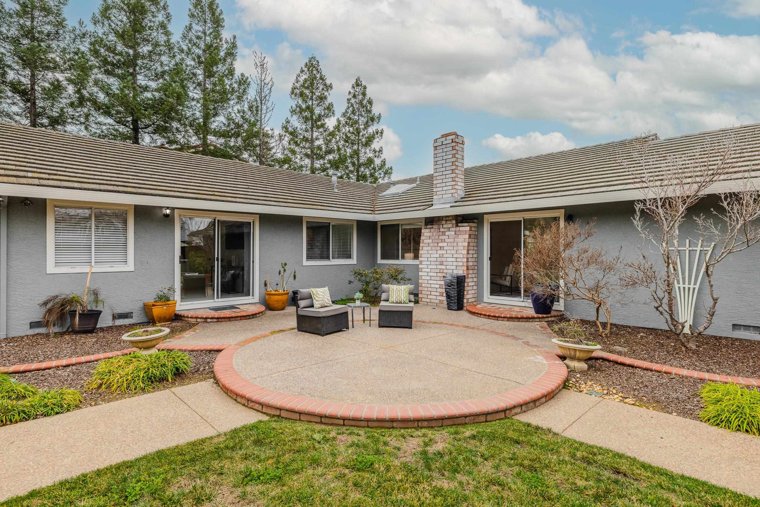 Detail Gallery Image 34 of 60 For 3463 Meadowlands Ln, San Jose,  CA 95135 - 4 Beds | 2 Baths