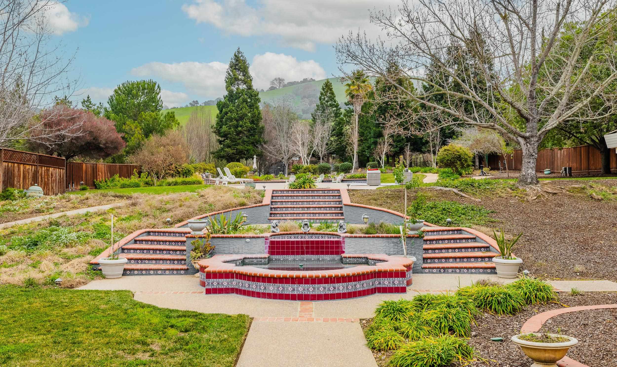 Detail Gallery Image 38 of 60 For 3463 Meadowlands Ln, San Jose,  CA 95135 - 4 Beds | 2 Baths