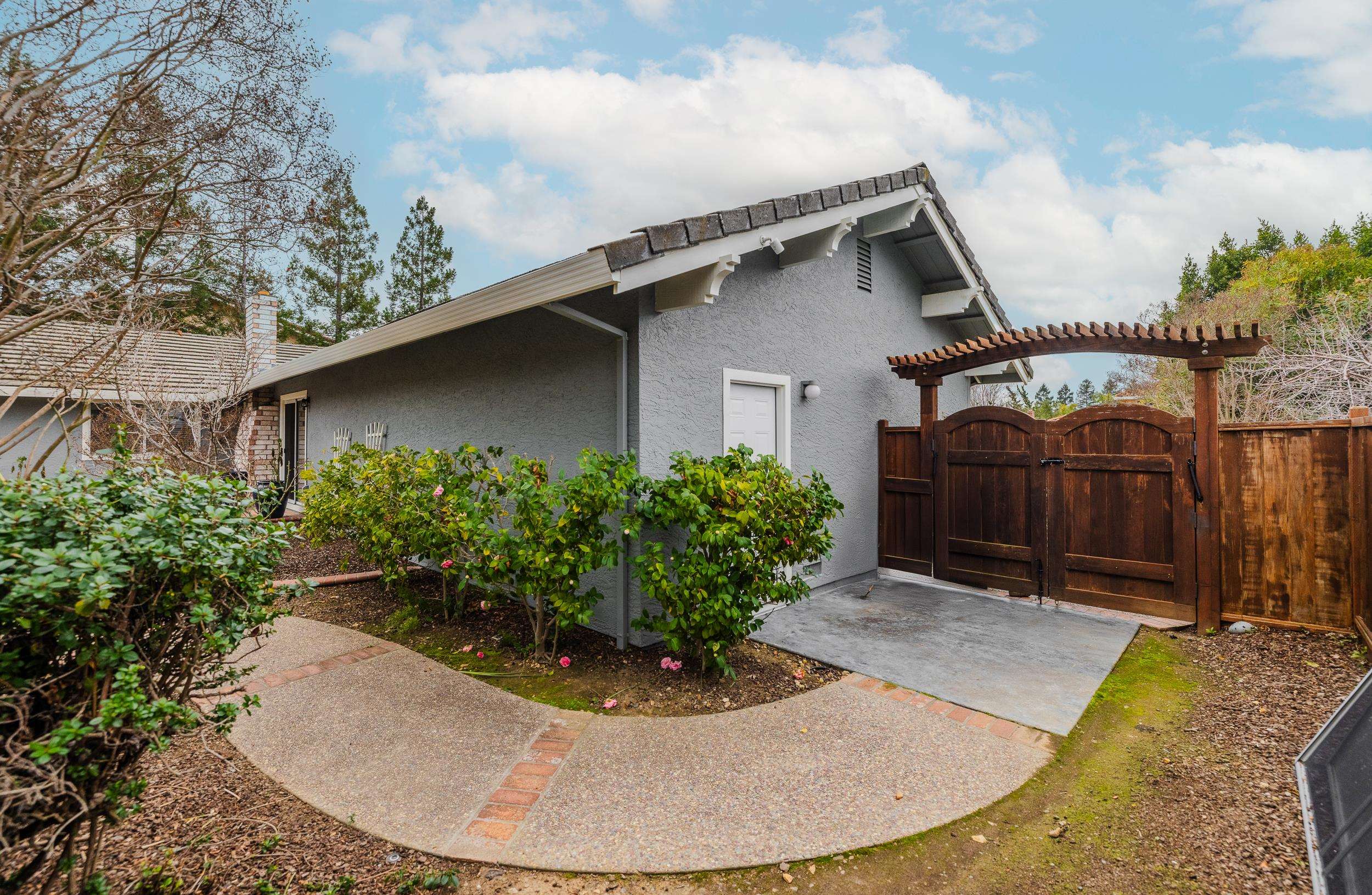 Detail Gallery Image 50 of 60 For 3463 Meadowlands Ln, San Jose,  CA 95135 - 4 Beds | 2 Baths