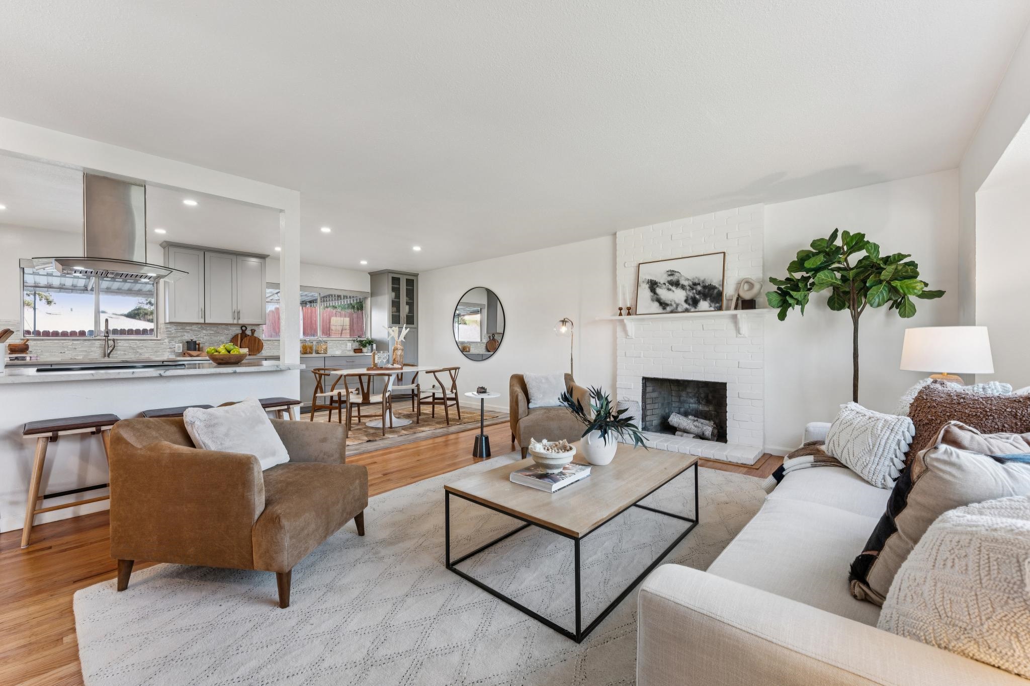 Detail Gallery Image 2 of 44 For 885 Tara Hills Dr, Pinole,  CA 94564 - 3 Beds | 2 Baths