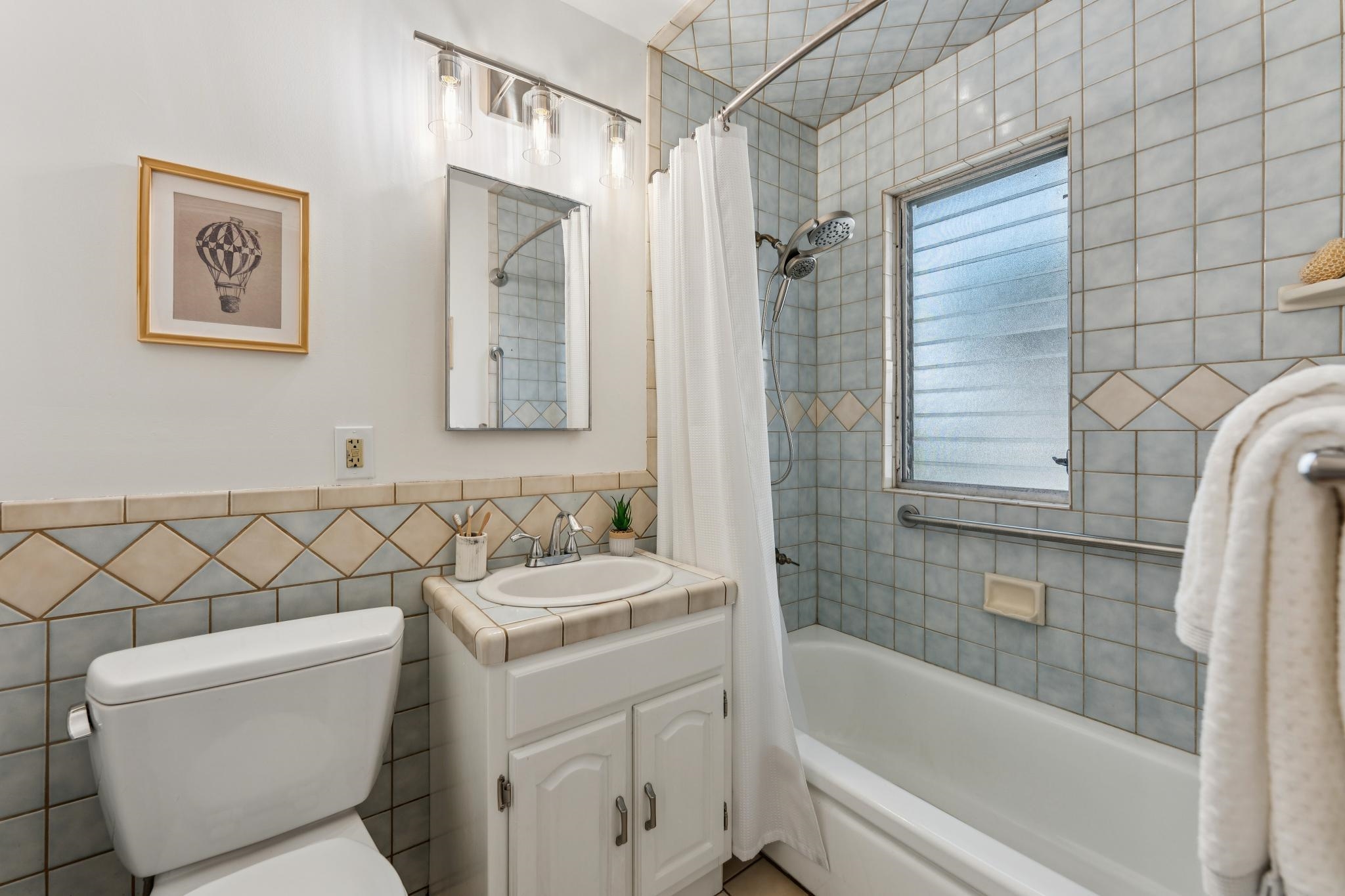 Detail Gallery Image 36 of 44 For 885 Tara Hills Dr, Pinole,  CA 94564 - 3 Beds | 2 Baths