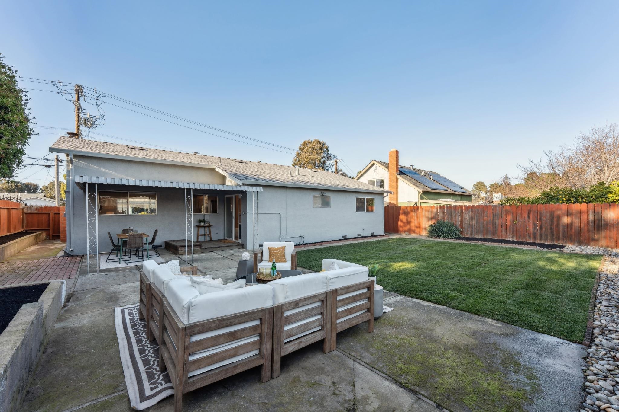 Detail Gallery Image 39 of 44 For 885 Tara Hills Dr, Pinole,  CA 94564 - 3 Beds | 2 Baths