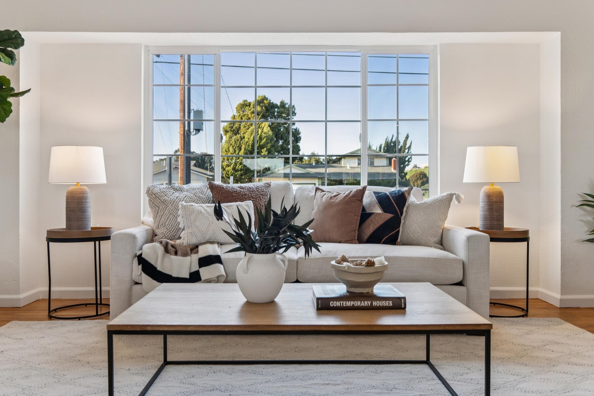 Detail Gallery Image 9 of 44 For 885 Tara Hills Dr, Pinole,  CA 94564 - 3 Beds | 2 Baths