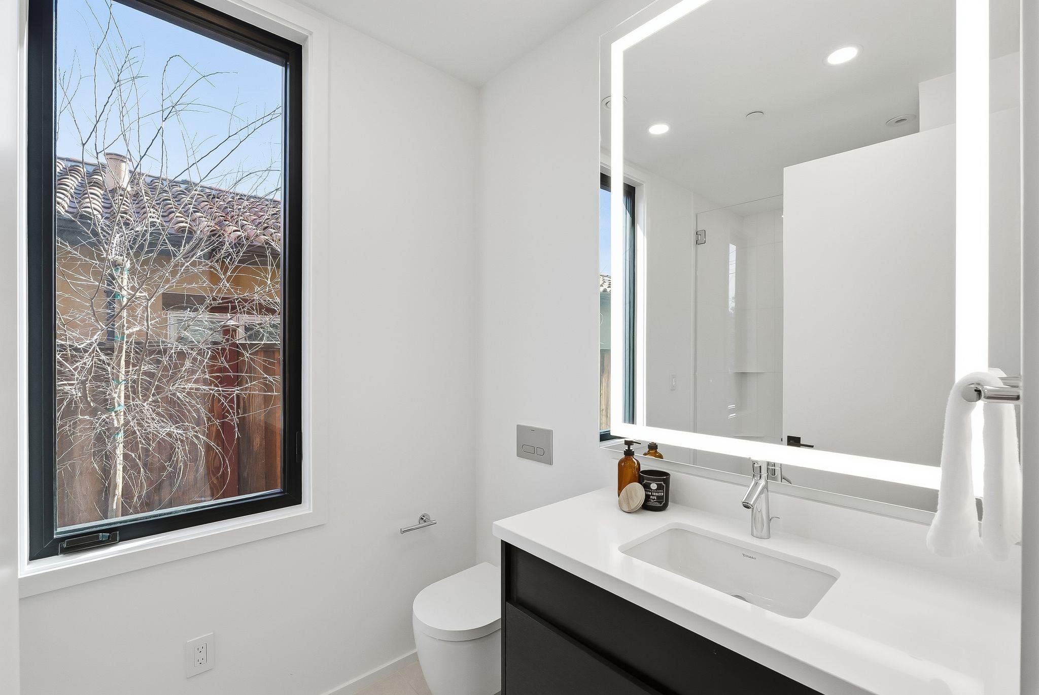 Detail Gallery Image 39 of 54 For 1544 De Anza Way, San Jose,  CA 95125 - 5 Beds | 3 Baths