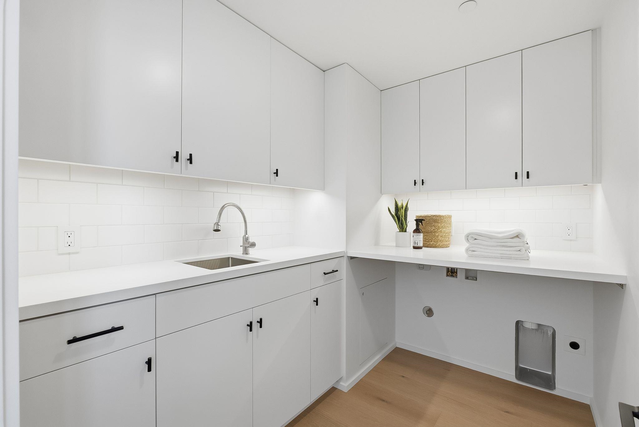 Detail Gallery Image 43 of 54 For 1544 De Anza Way, San Jose,  CA 95125 - 5 Beds | 3 Baths