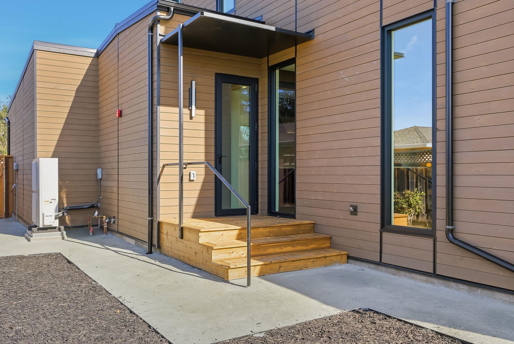 Detail Gallery Image 52 of 54 For 1544 De Anza Way, San Jose,  CA 95125 - 5 Beds | 3 Baths