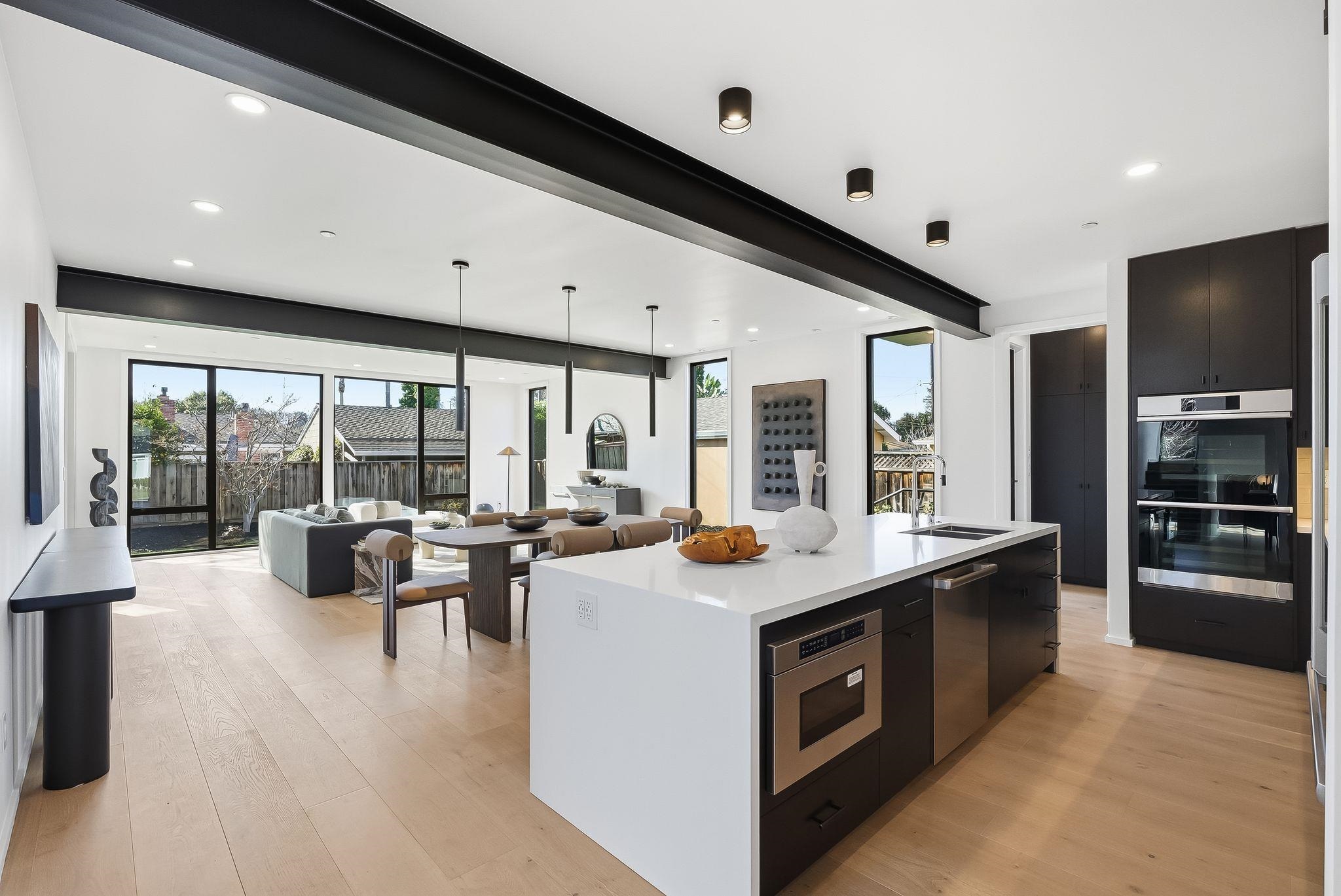 Detail Gallery Image 9 of 54 For 1544 De Anza Way, San Jose,  CA 95125 - 5 Beds | 3 Baths