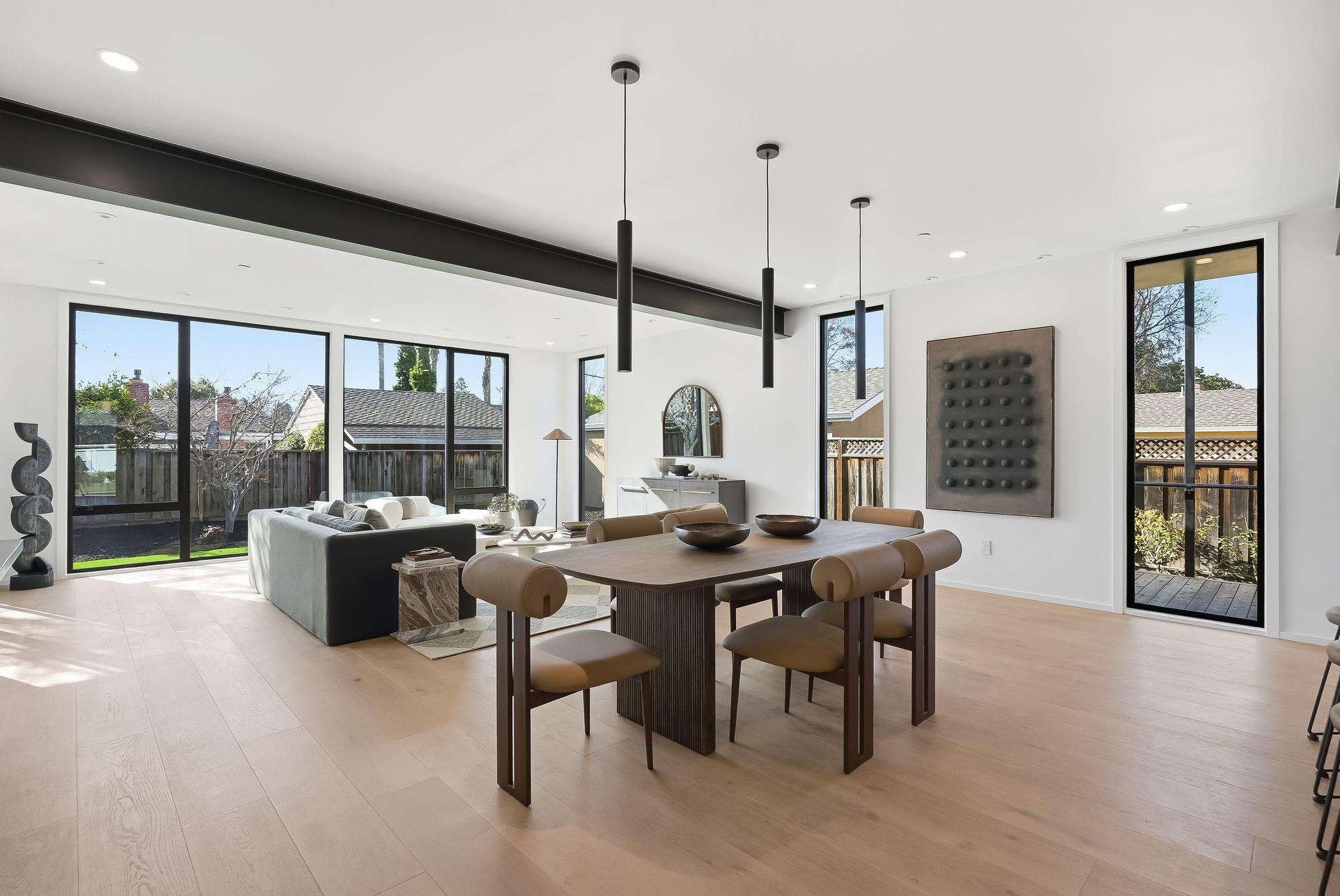 Detail Gallery Image 10 of 54 For 1544 De Anza Way, San Jose,  CA 95125 - 5 Beds | 3 Baths