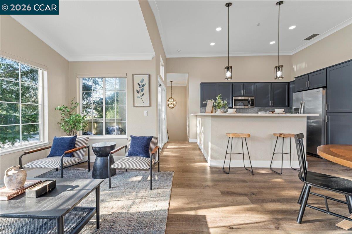 Photo #1: 41122492 Listing: Photo #1