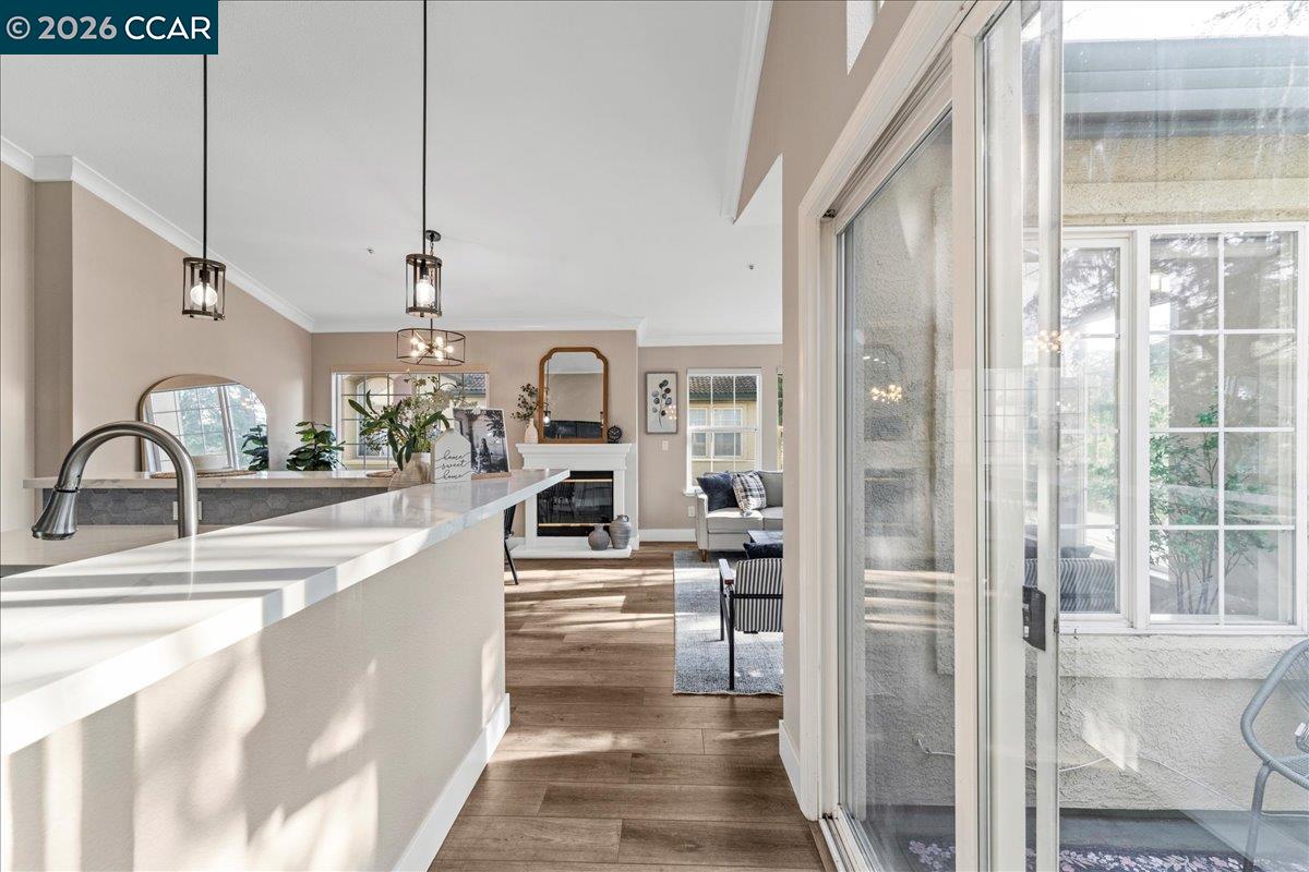 Photo #4: 41122492 Listing: Photo #4