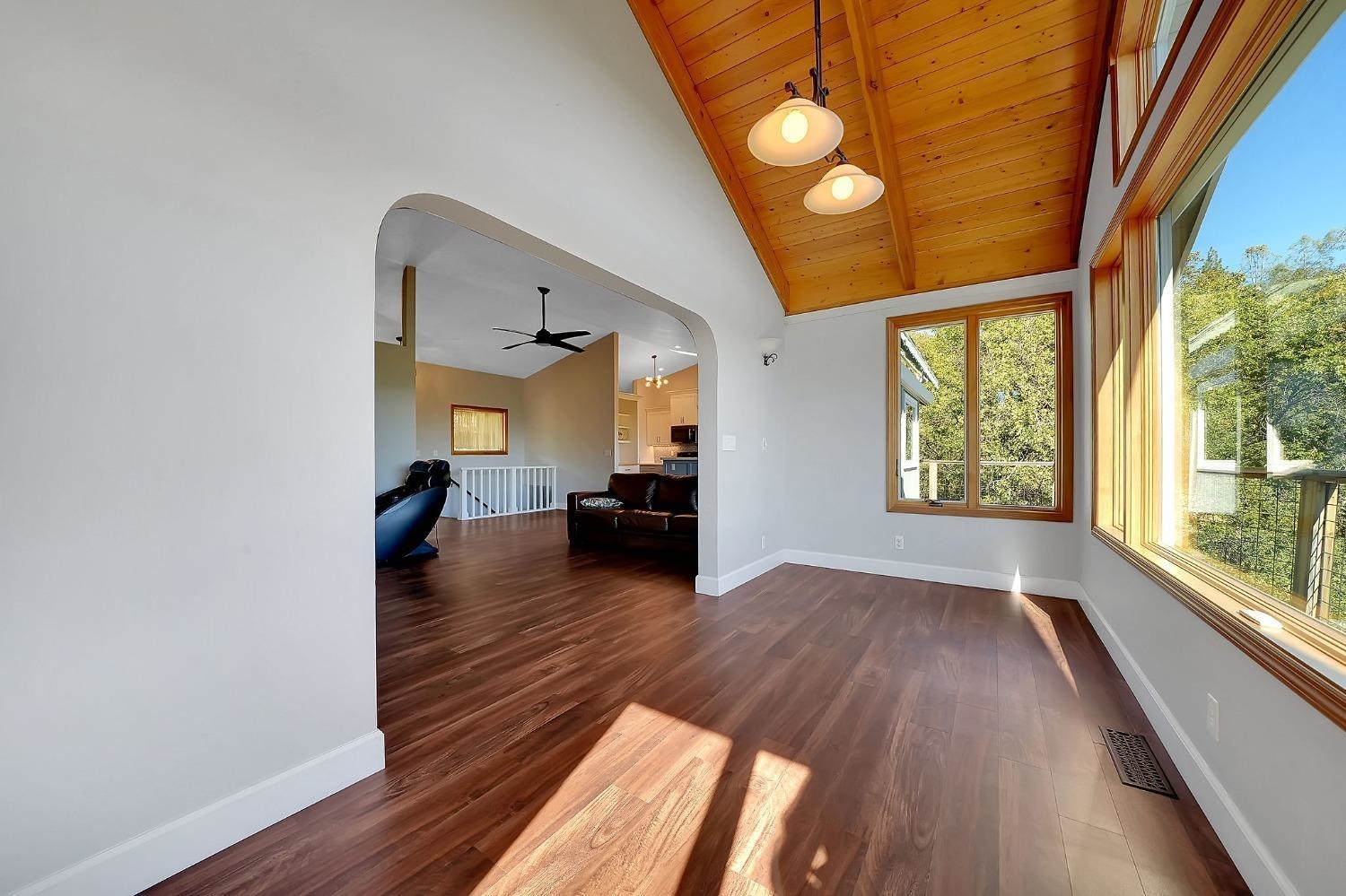 Detail Gallery Image 12 of 60 For 5569 Campfire Court 1, Hathaway Pines,  CA 95233 - 4 Beds | 2 Baths