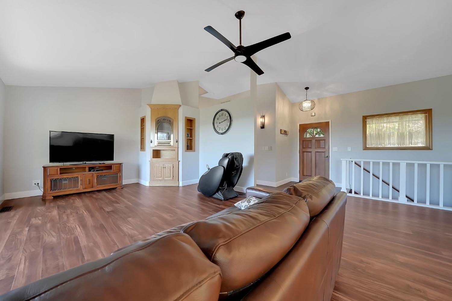 Detail Gallery Image 15 of 60 For 5569 Campfire Court 1, Hathaway Pines,  CA 95233 - 4 Beds | 2 Baths