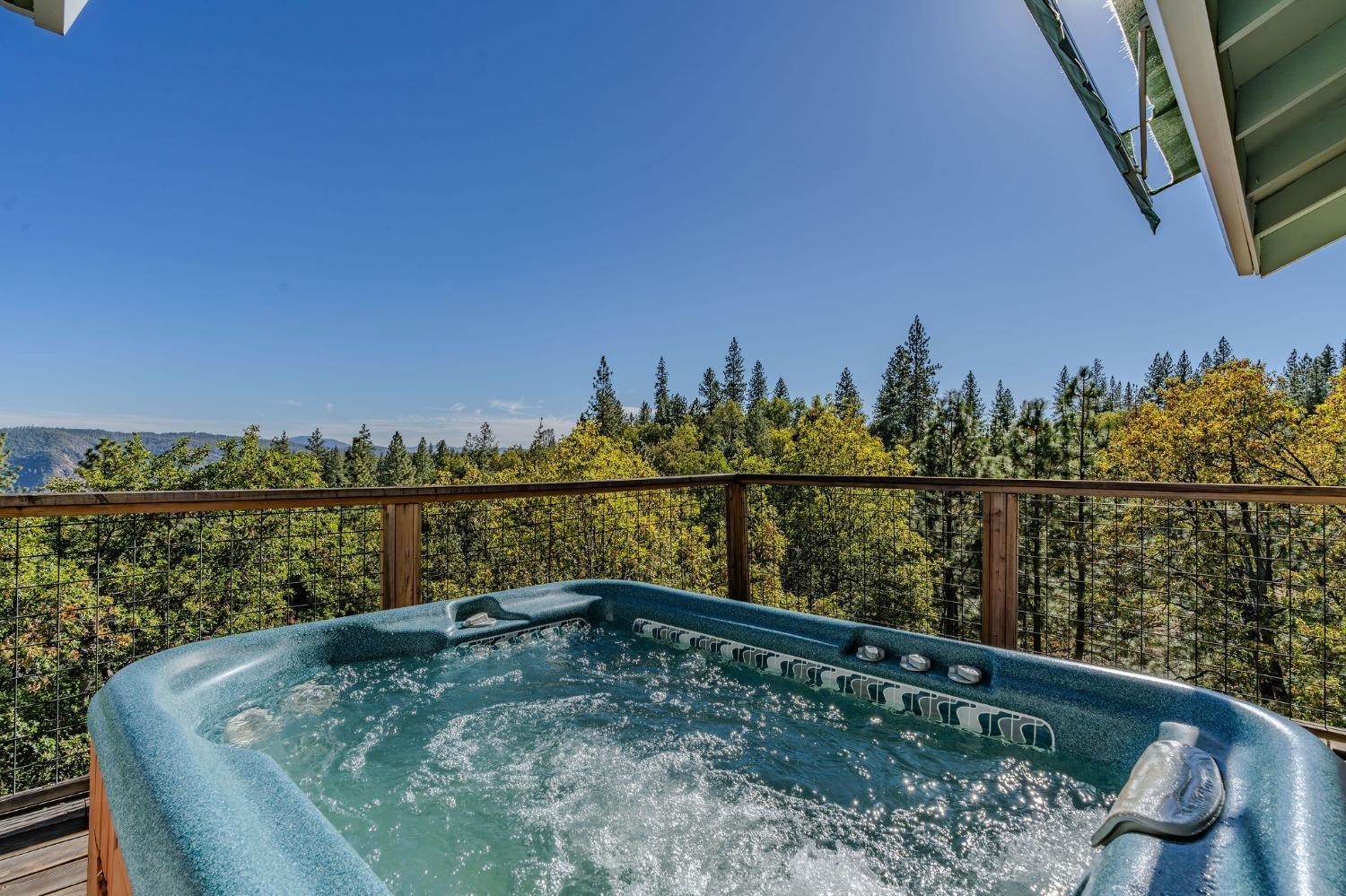 Detail Gallery Image 7 of 60 For 5569 Campfire Court 1, Hathaway Pines,  CA 95233 - 4 Beds | 2 Baths