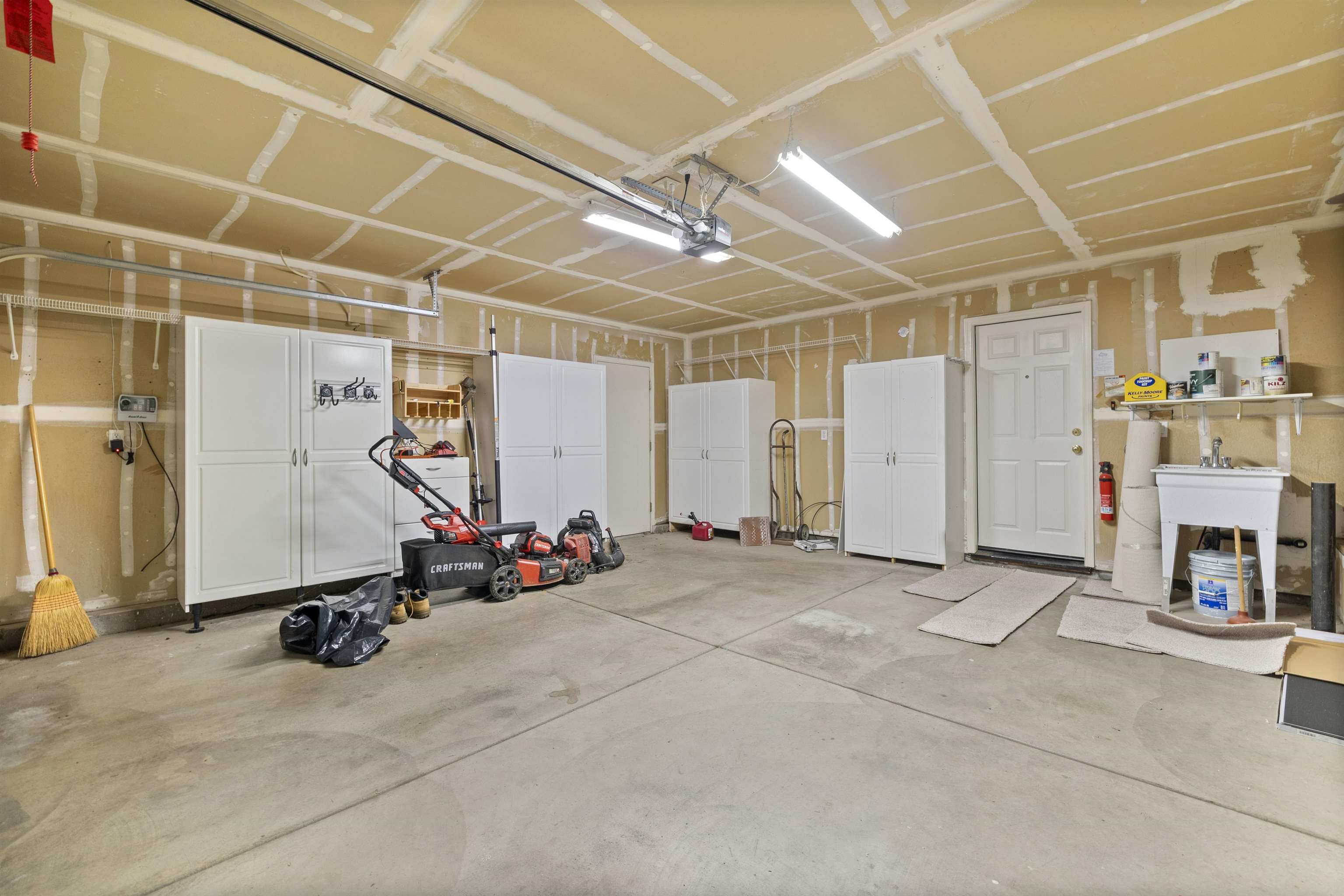 Detail Gallery Image 30 of 60 For 2237 Clock Tower Ct, Riverbank,  CA 95367 - 3 Beds | 2 Baths