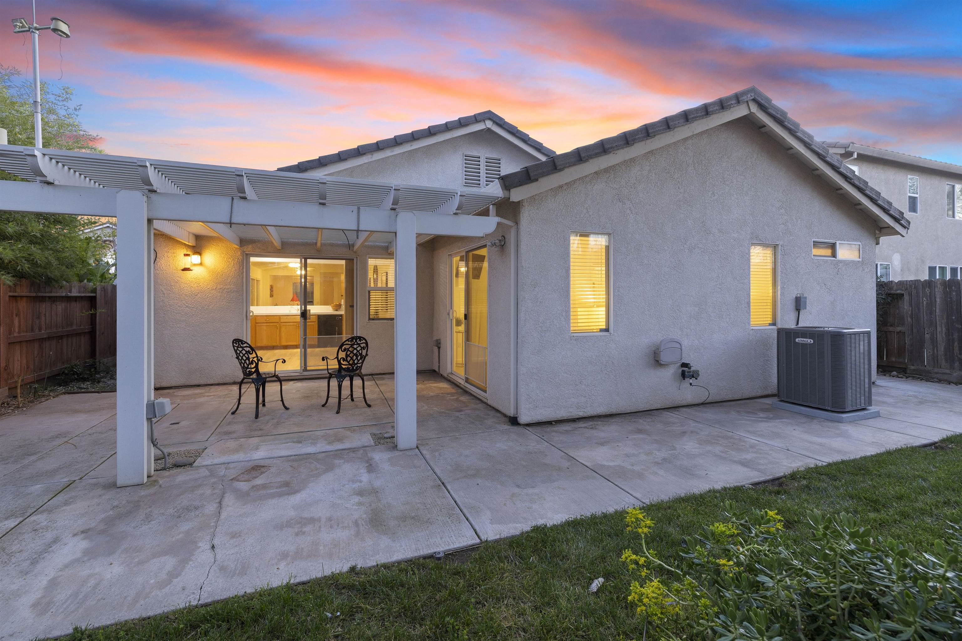 Detail Gallery Image 33 of 60 For 2237 Clock Tower Ct, Riverbank,  CA 95367 - 3 Beds | 2 Baths