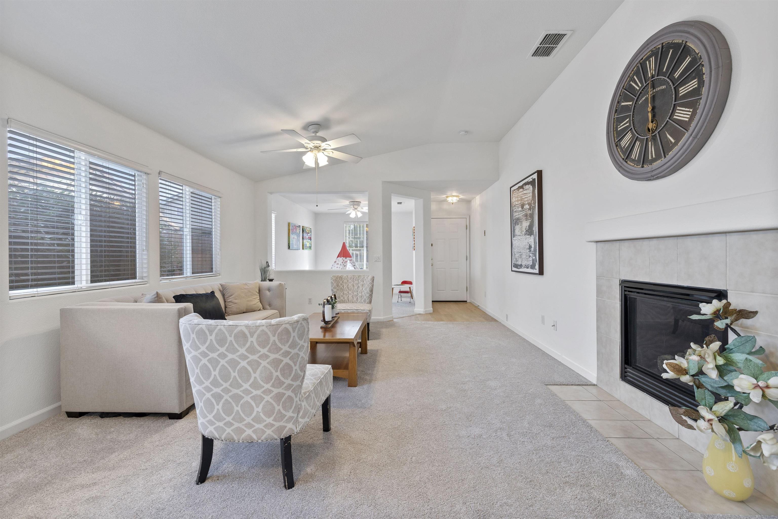 Detail Gallery Image 8 of 60 For 2237 Clock Tower Ct, Riverbank,  CA 95367 - 3 Beds | 2 Baths