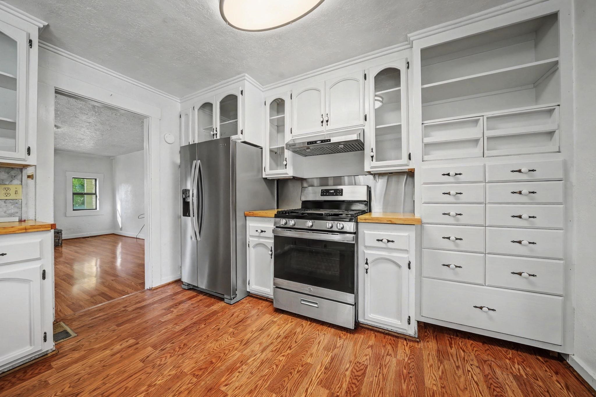 Detail Gallery Image 13 of 60 For 731 Dam, Murphys,  CA 95247 - 3 Beds | 3 Baths