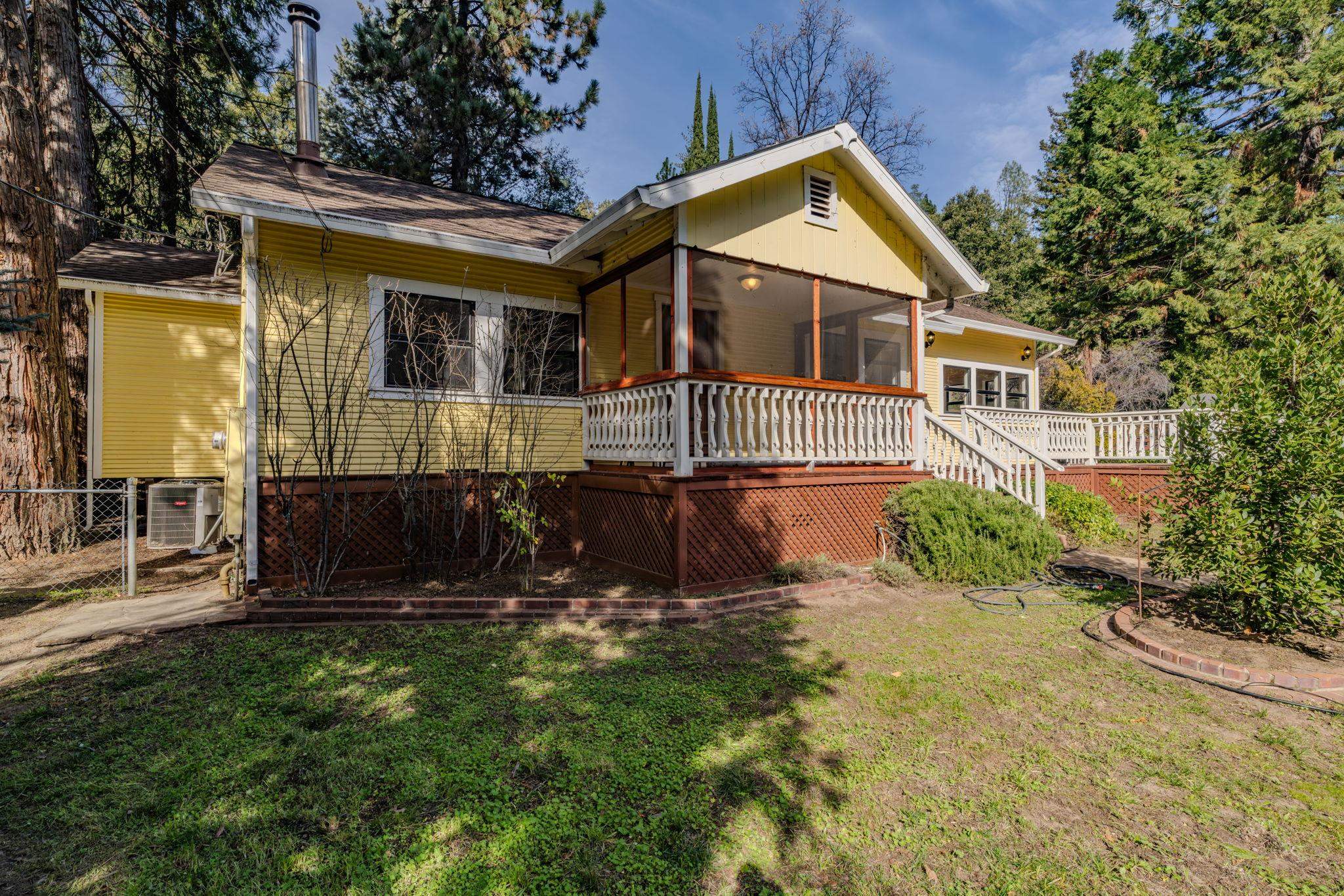 Detail Gallery Image 5 of 60 For 731 Dam, Murphys,  CA 95247 - 3 Beds | 3 Baths