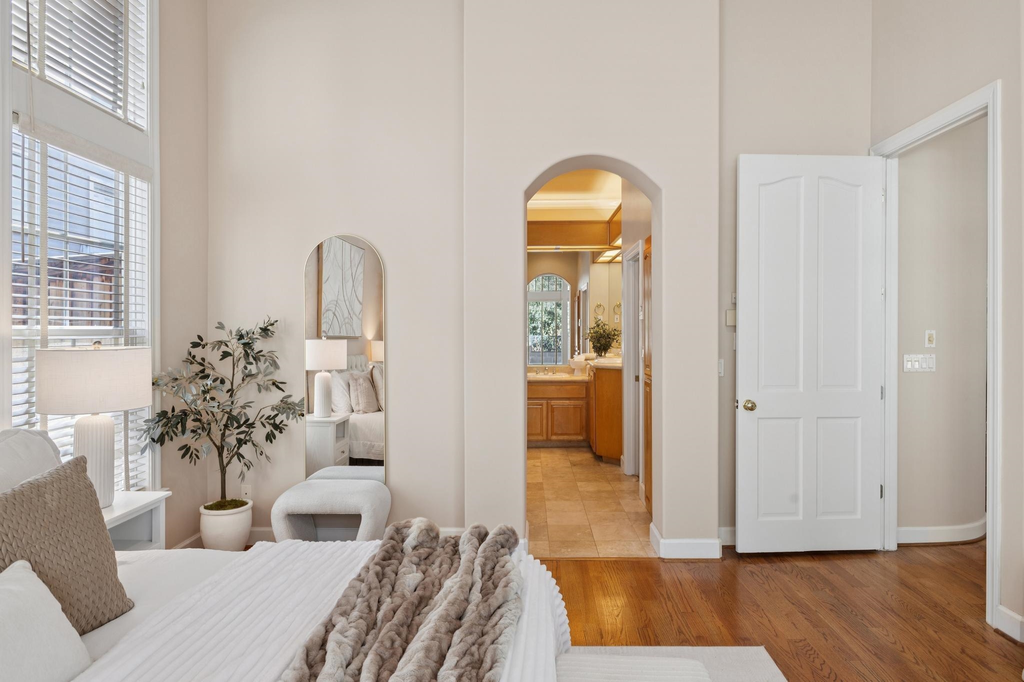 Detail Gallery Image 28 of 57 For 862 E Angela St, Pleasanton,  CA 94566 - 4 Beds | 4 Baths