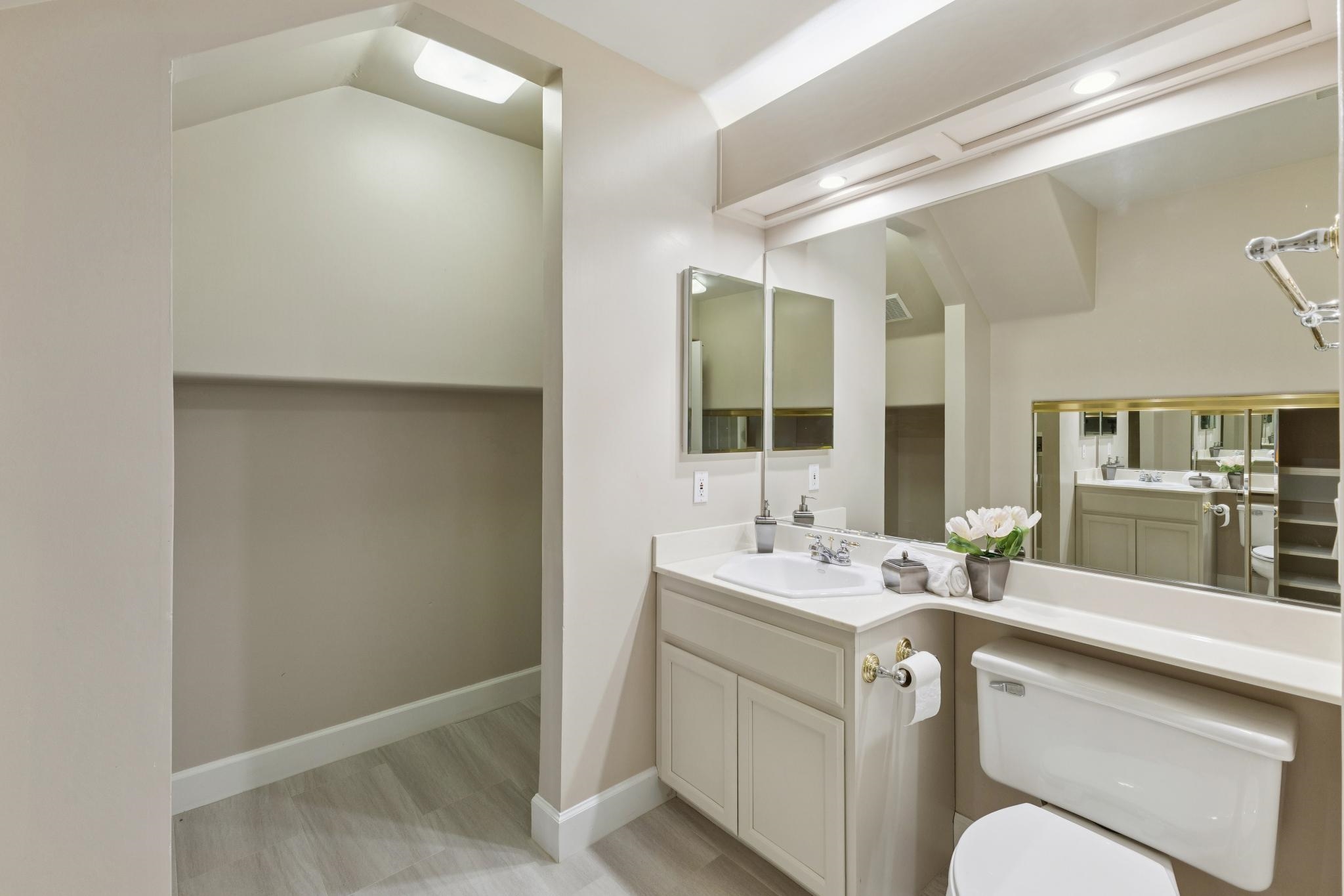 Detail Gallery Image 43 of 57 For 862 E Angela St, Pleasanton,  CA 94566 - 4 Beds | 4 Baths