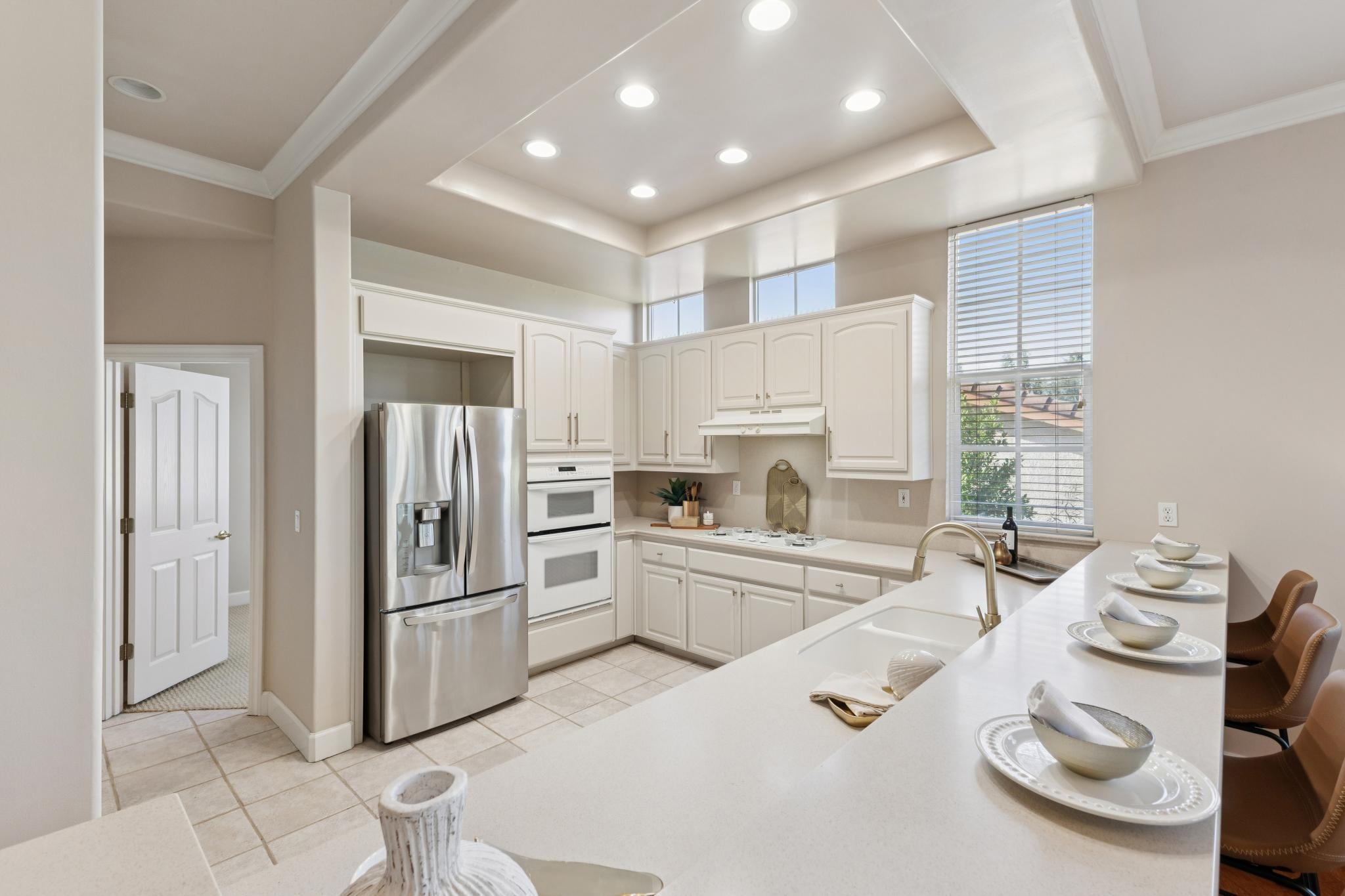 Detail Gallery Image 8 of 57 For 862 E Angela St, Pleasanton,  CA 94566 - 4 Beds | 4 Baths