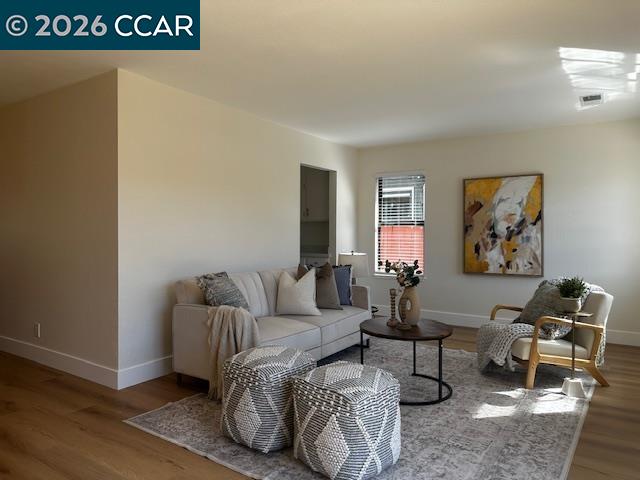 Detail Gallery Image 12 of 18 For 305 Coronado St, El Cerrito,  CA 94530 - 3 Beds | 2 Baths