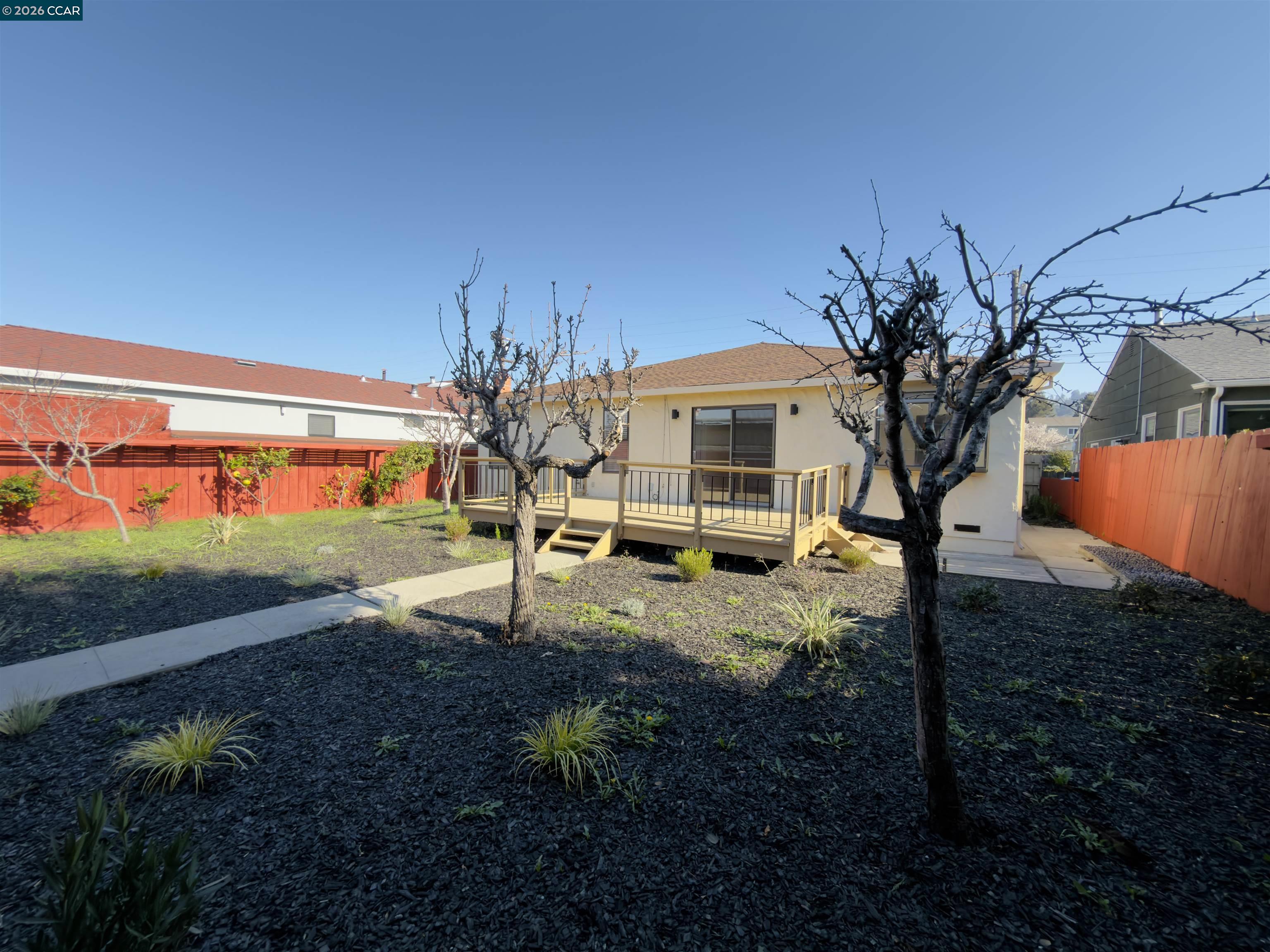 Detail Gallery Image 18 of 18 For 305 Coronado St, El Cerrito,  CA 94530 - 3 Beds | 2 Baths