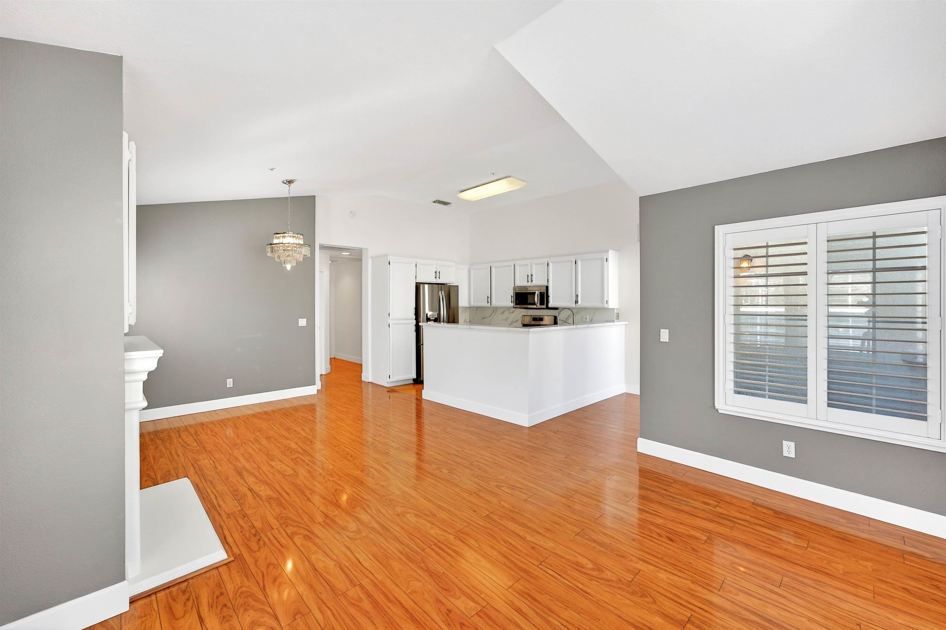 Photo #9: 41122504 Listing: Photo #9