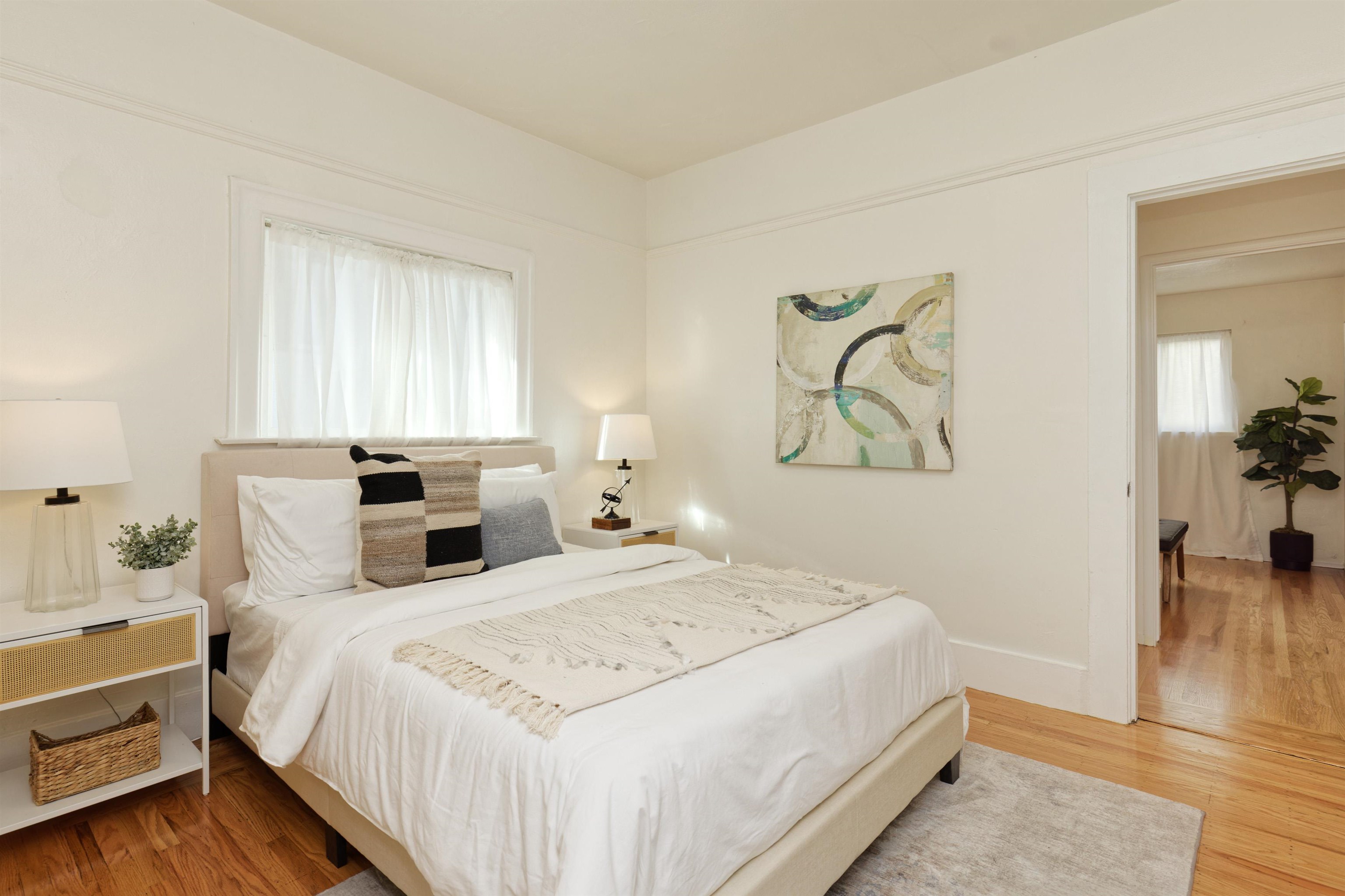 Detail Gallery Image 21 of 27 For 716 39th St, Oakland,  CA 94609 - 3 Beds | 2 Baths