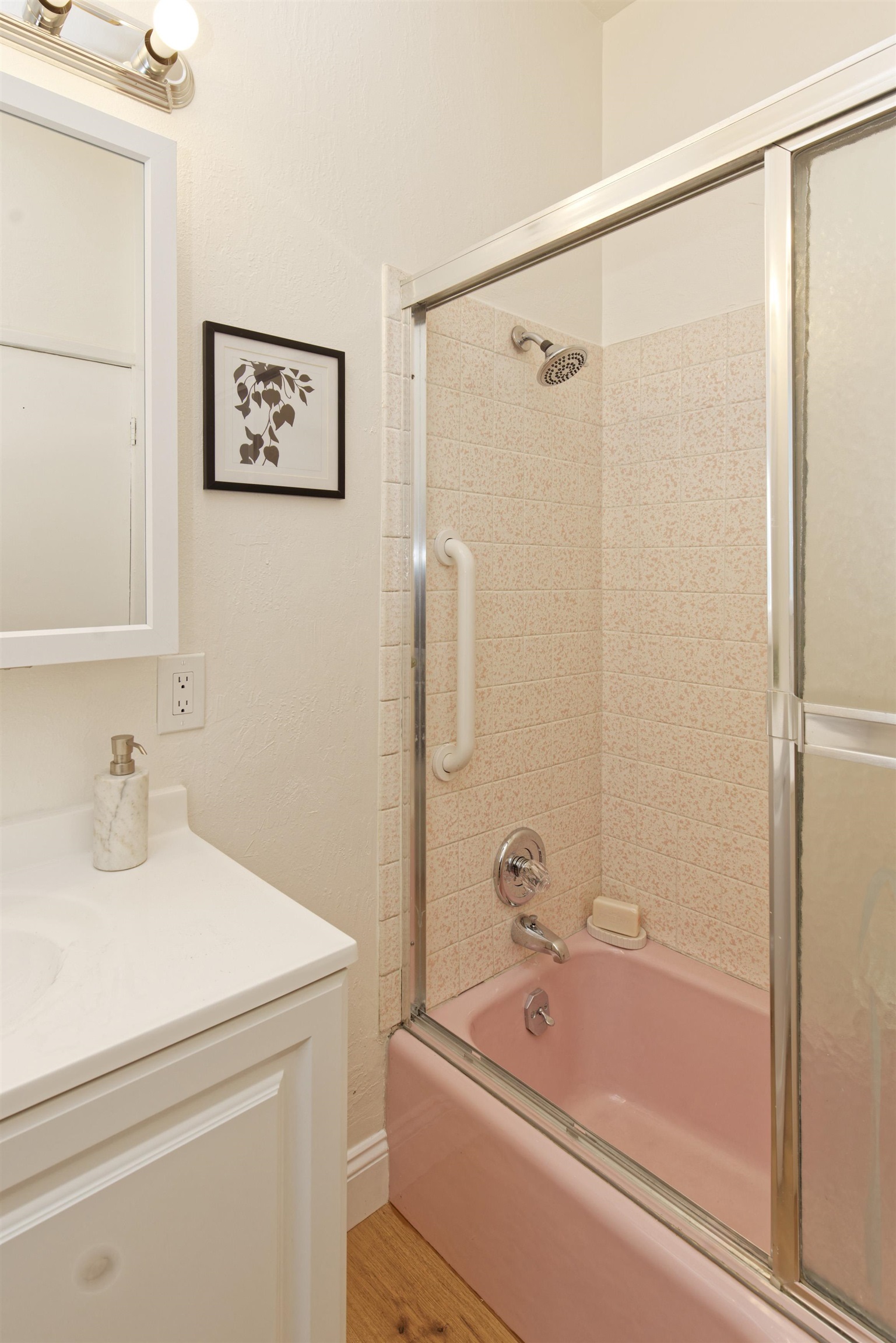 Detail Gallery Image 22 of 27 For 716 39th St, Oakland,  CA 94609 - 3 Beds | 2 Baths