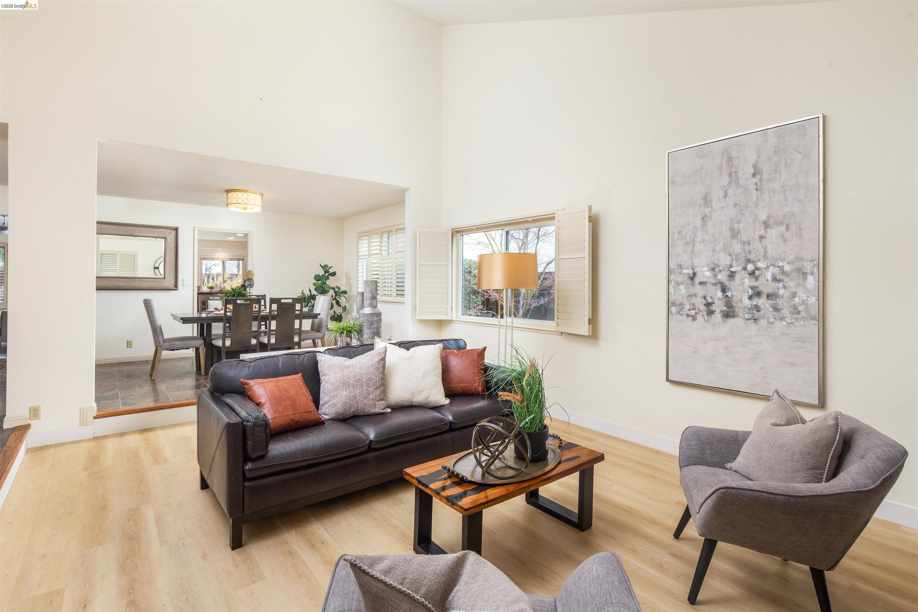 Detail Gallery Image 14 of 59 For 3237 Vera Cruz Dr, San Ramon,  CA 94583 - 4 Beds | 2 Baths