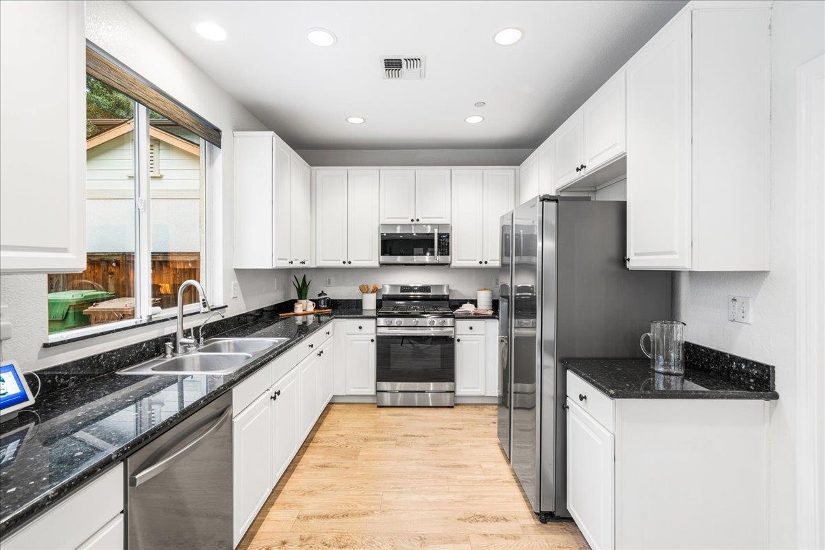 Detail Gallery Image 7 of 60 For 740 Crocket Dr, Brentwood,  CA 94513 - 3 Beds | 2/1 Baths