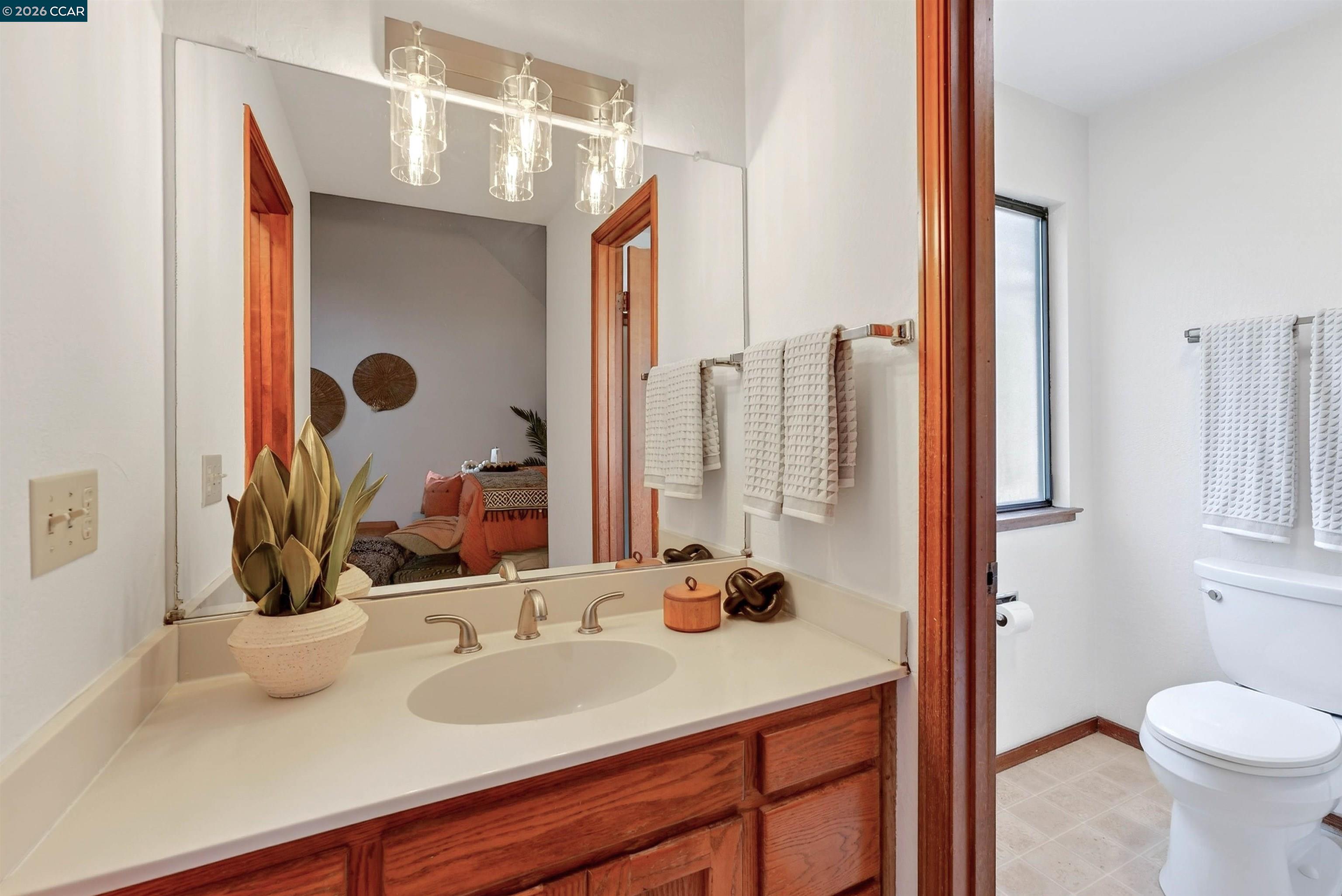 Detail Gallery Image 26 of 36 For 3360 Parker Hill Rd, Santa Rosa,  CA 95404-1743 - 2 Beds | 2 Baths