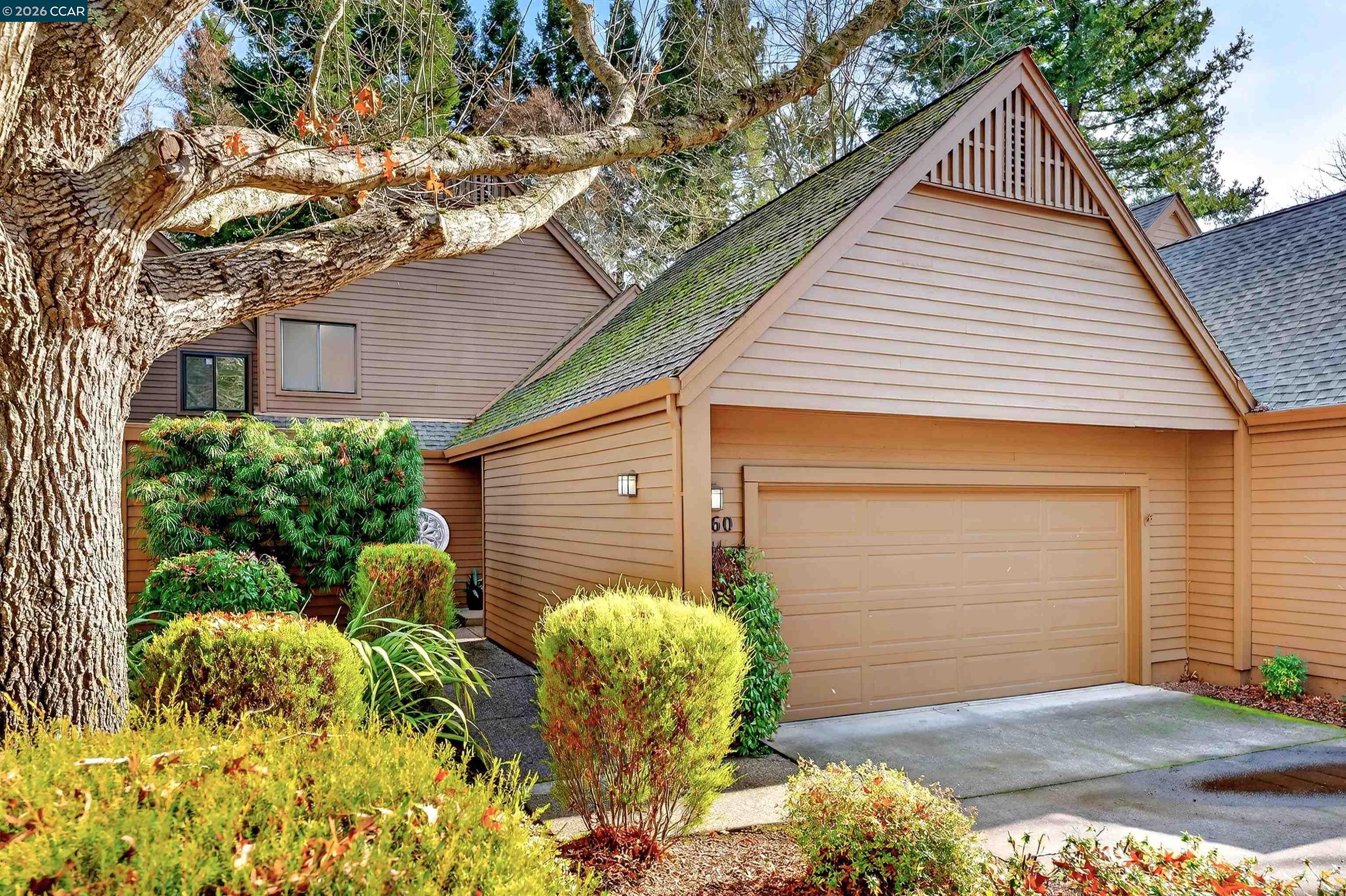 Detail Gallery Image 4 of 36 For 3360 Parker Hill Rd, Santa Rosa,  CA 95404-1743 - 2 Beds | 2 Baths