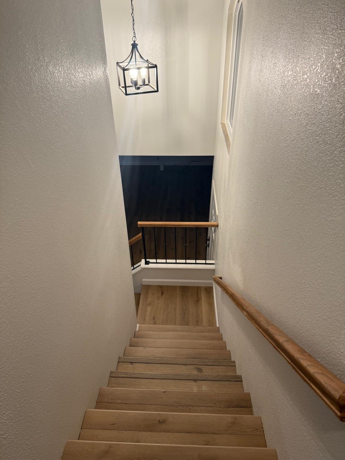 Detail Gallery Image 3 of 12 For 1275 Sweetbrier Pl, Manteca,  CA 95336 - 4 Beds | 2/1 Baths