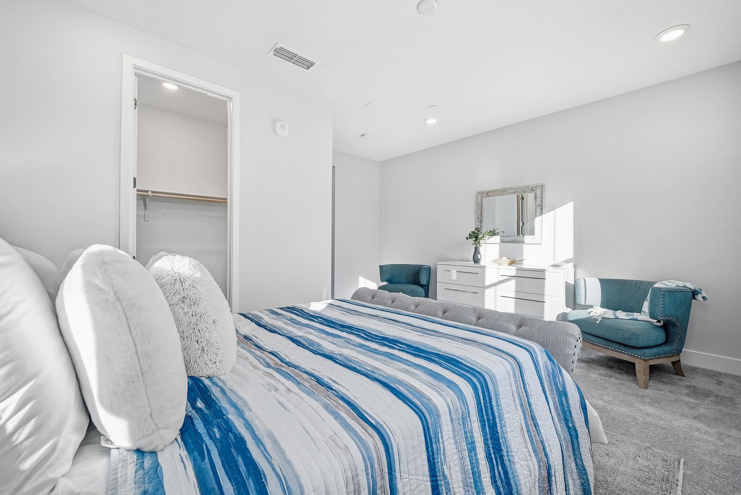 Detail Gallery Image 30 of 53 For 672 Amalfi Loop, Milpitas,  CA 95035 - 3 Beds | 3/1 Baths