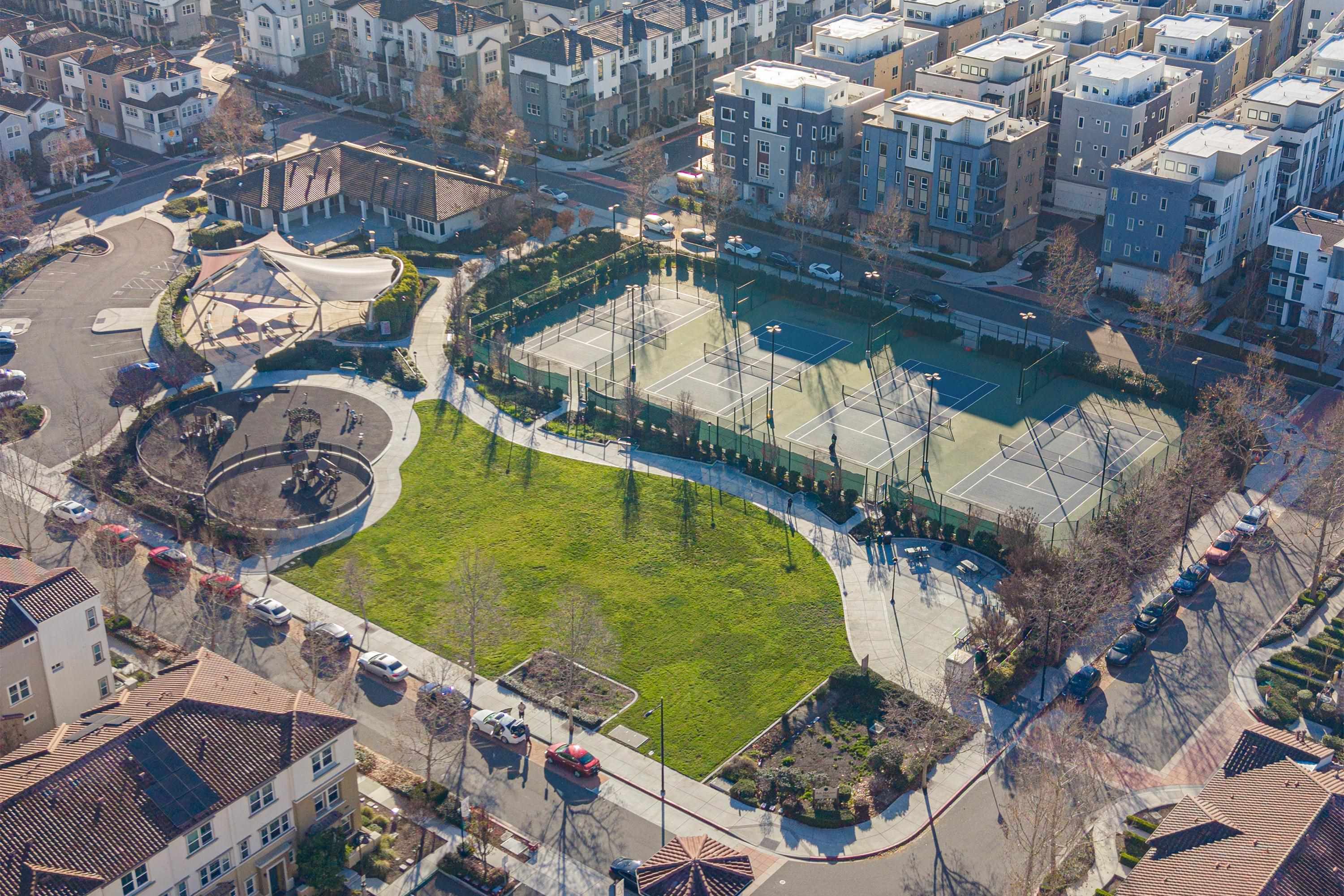 Detail Gallery Image 41 of 53 For 672 Amalfi Loop, Milpitas,  CA 95035 - 3 Beds | 3/1 Baths