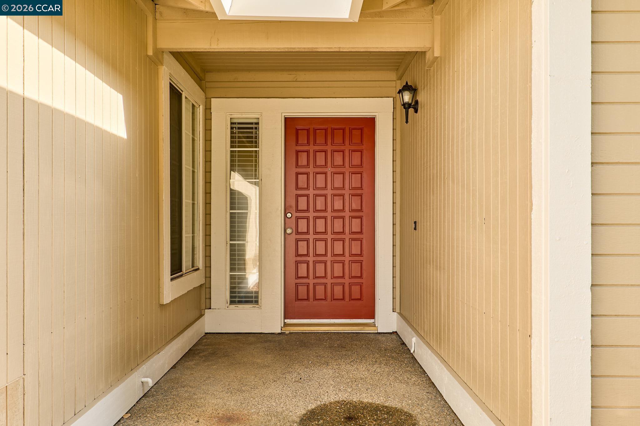 Detail Gallery Image 3 of 27 For 178 Pinedale Ave, Sacramento,  CA 95838 - 3 Beds | 2 Baths